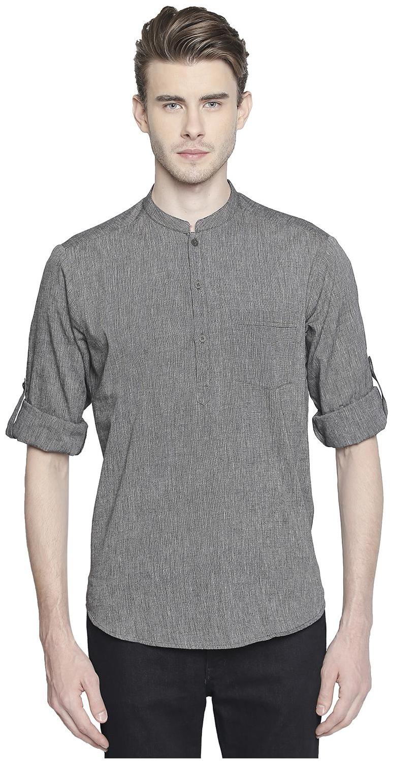 

Indus Route by Pantaloons Men Black Regular Fit Kurta