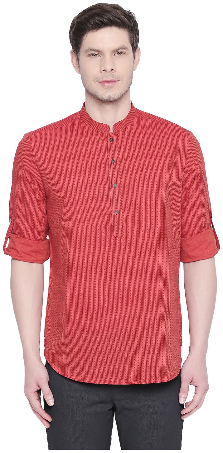 

Indus Route by Pantaloons Men Red Regular Fit Kurta