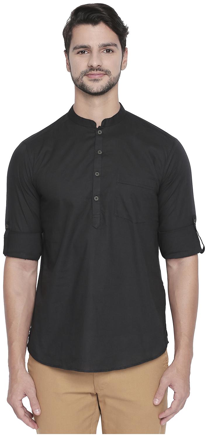 

Indus Route by Pantaloons Men Black Regular Fit Kurta