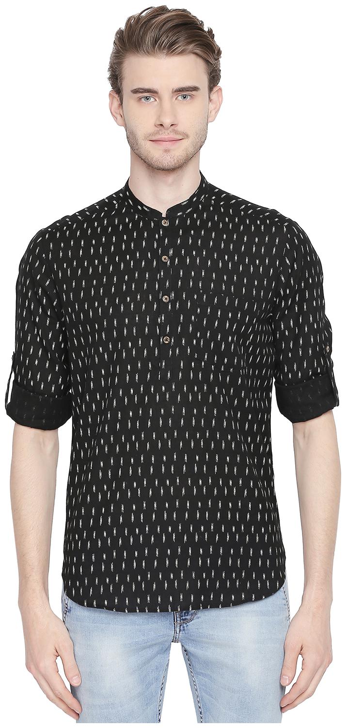 

Indus Route by Pantaloons Men Black Regular Fit Kurta
