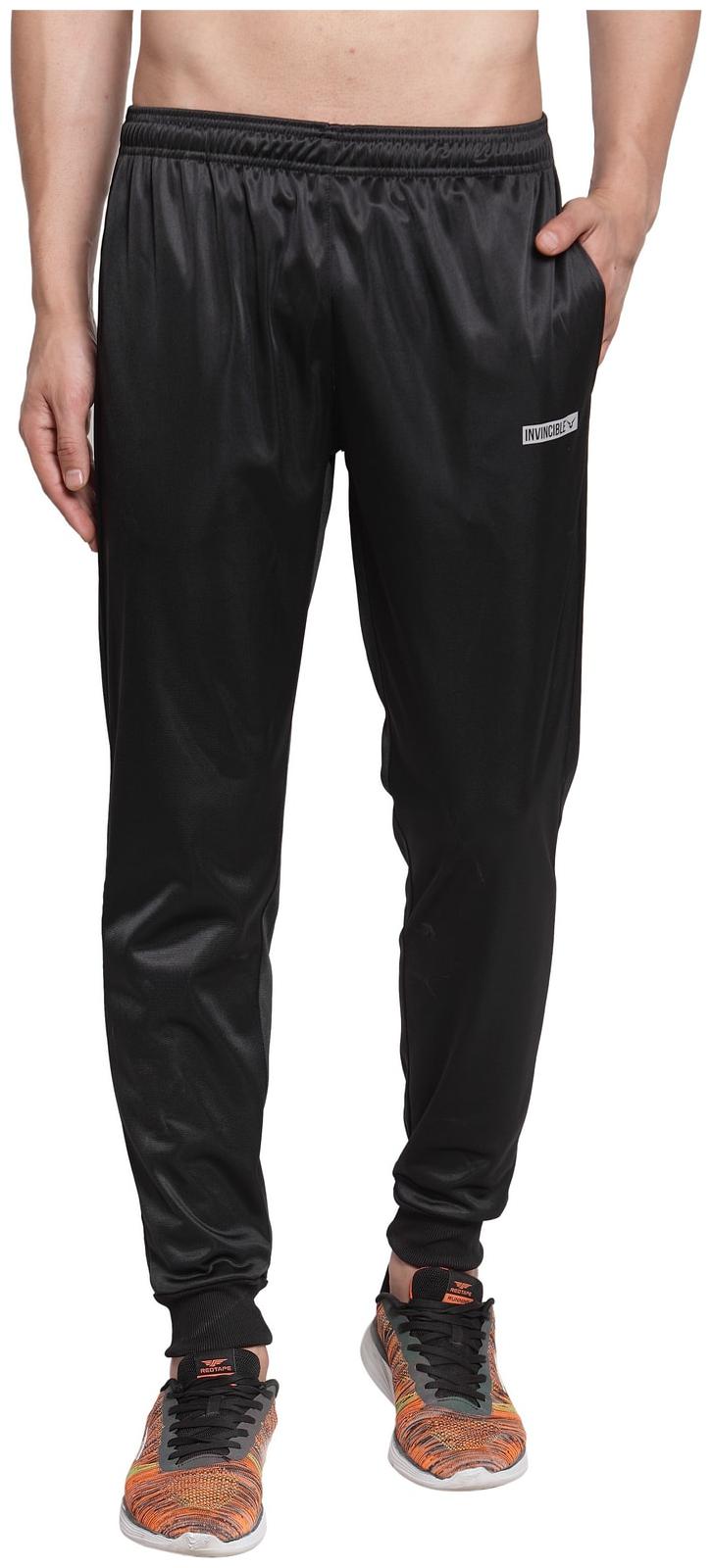

Invincible Men Black Solid Regular fit Joggers