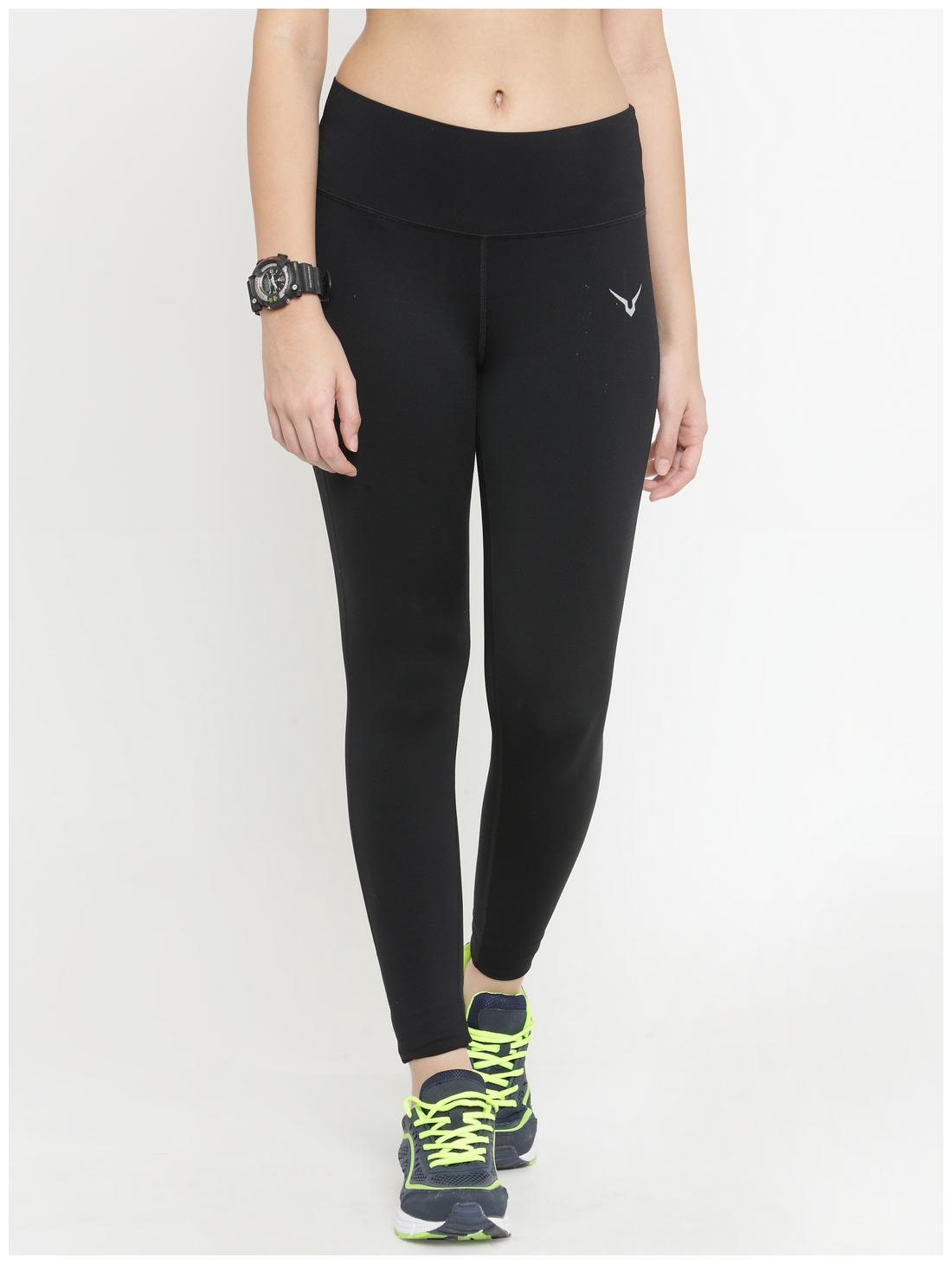 

Invincible Solid Tights - Black