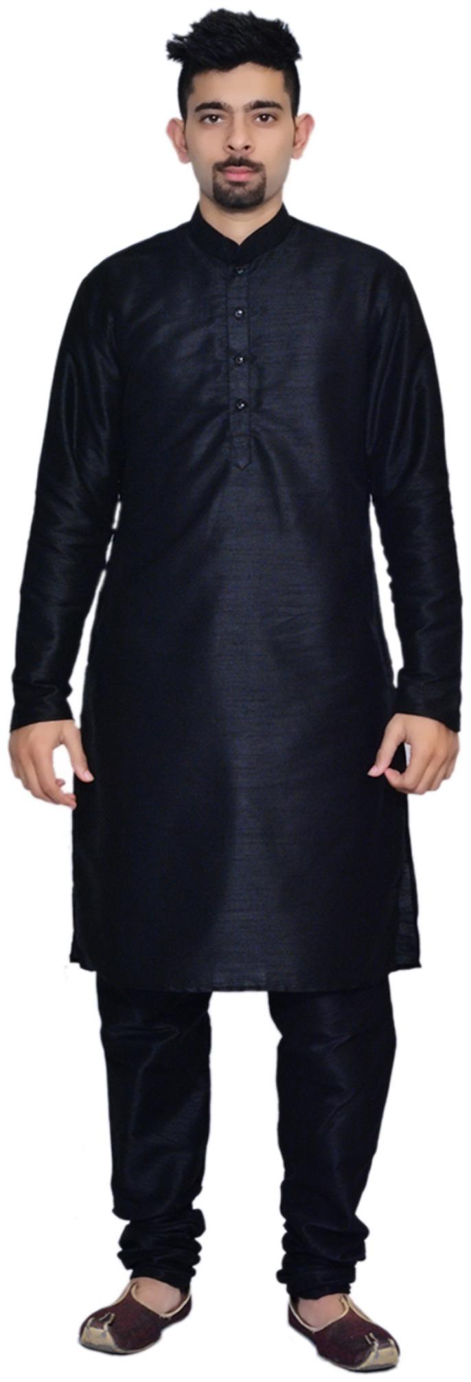 

Inyour Black Solid Kurta and Pyjamas