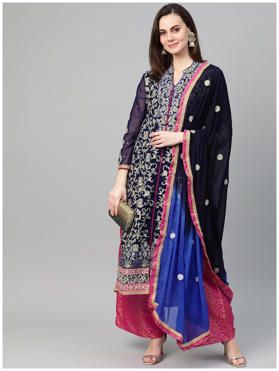 

Ishin Women Georgette Embroidery Kurta Georgette