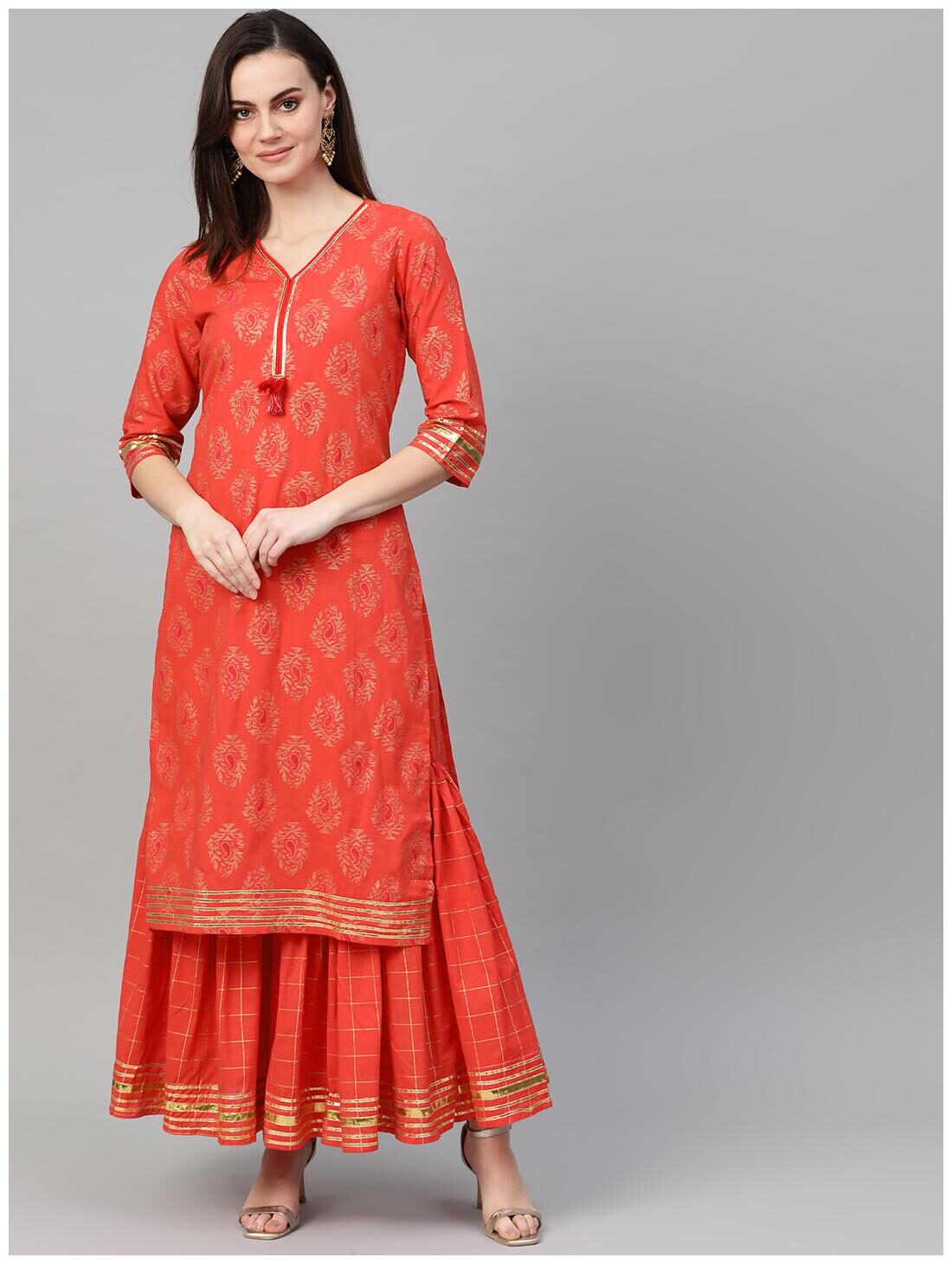 

Ishin Women Pure Cotton Printed Kurta Pure Cotton