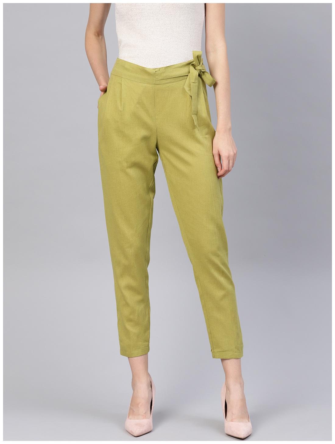 

Ivy Blue Women Green Narrow fit Cropped trousers