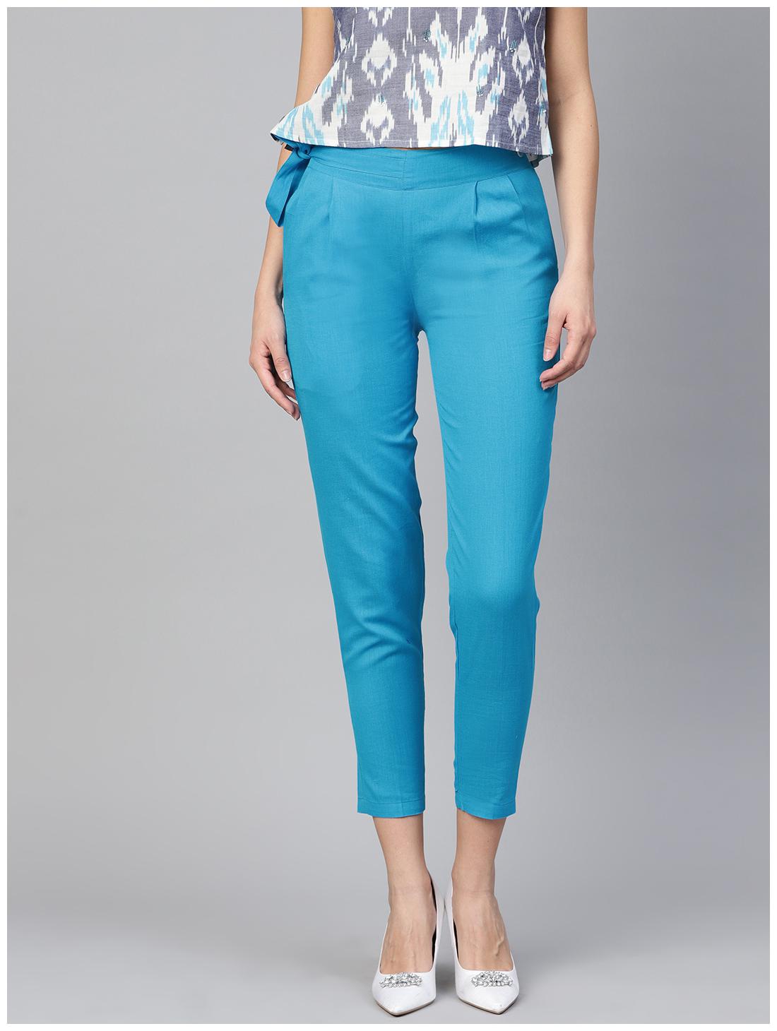 

Ivy Blue Women Turquoise Narrow fit Cropped trousers