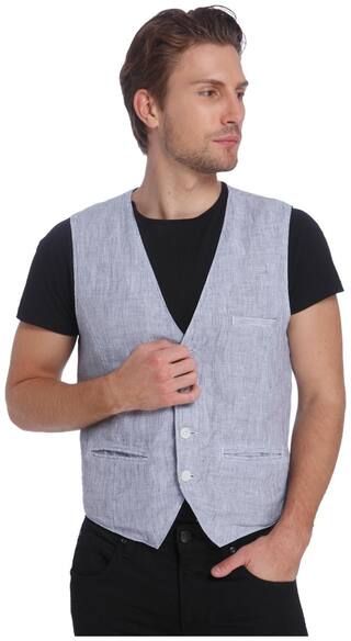 Jack & Jones Men's solid Waistcoat