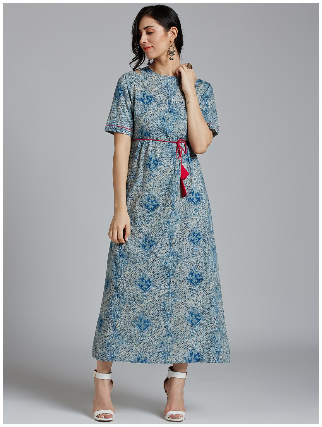 

Jaipur Kurti Women Blue Printed Straight Kurti