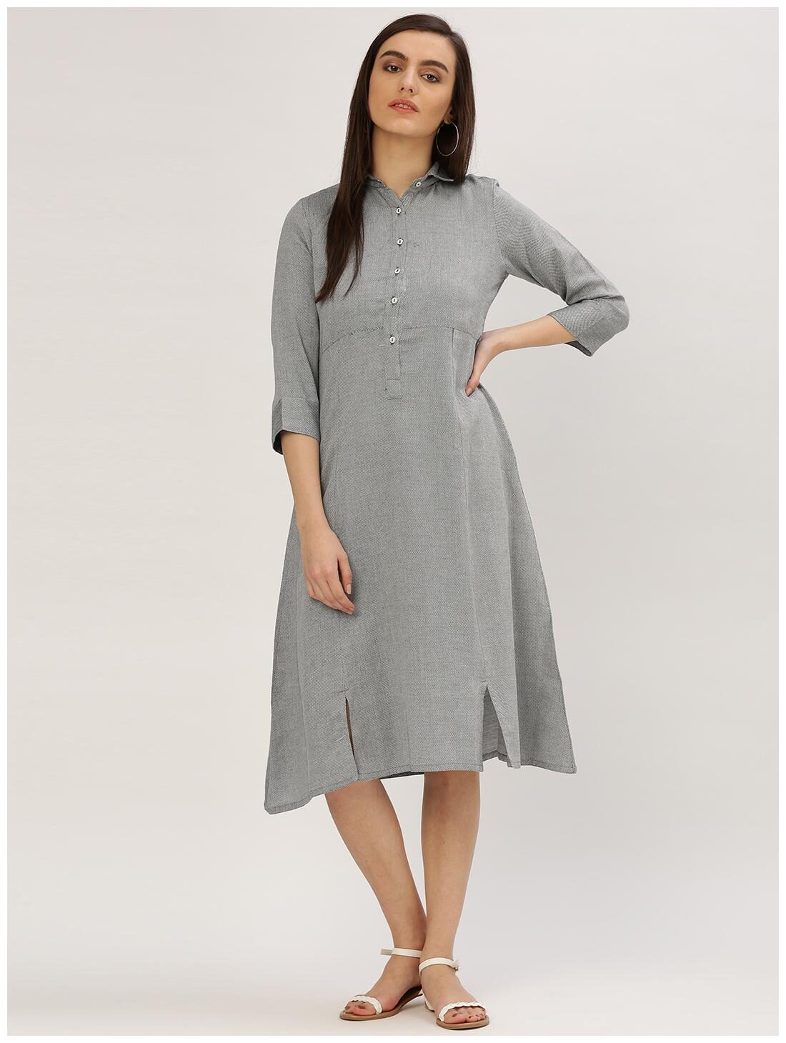 

Jaipur Kurti Women s A-Line Black Self Print Handloom Kurtis