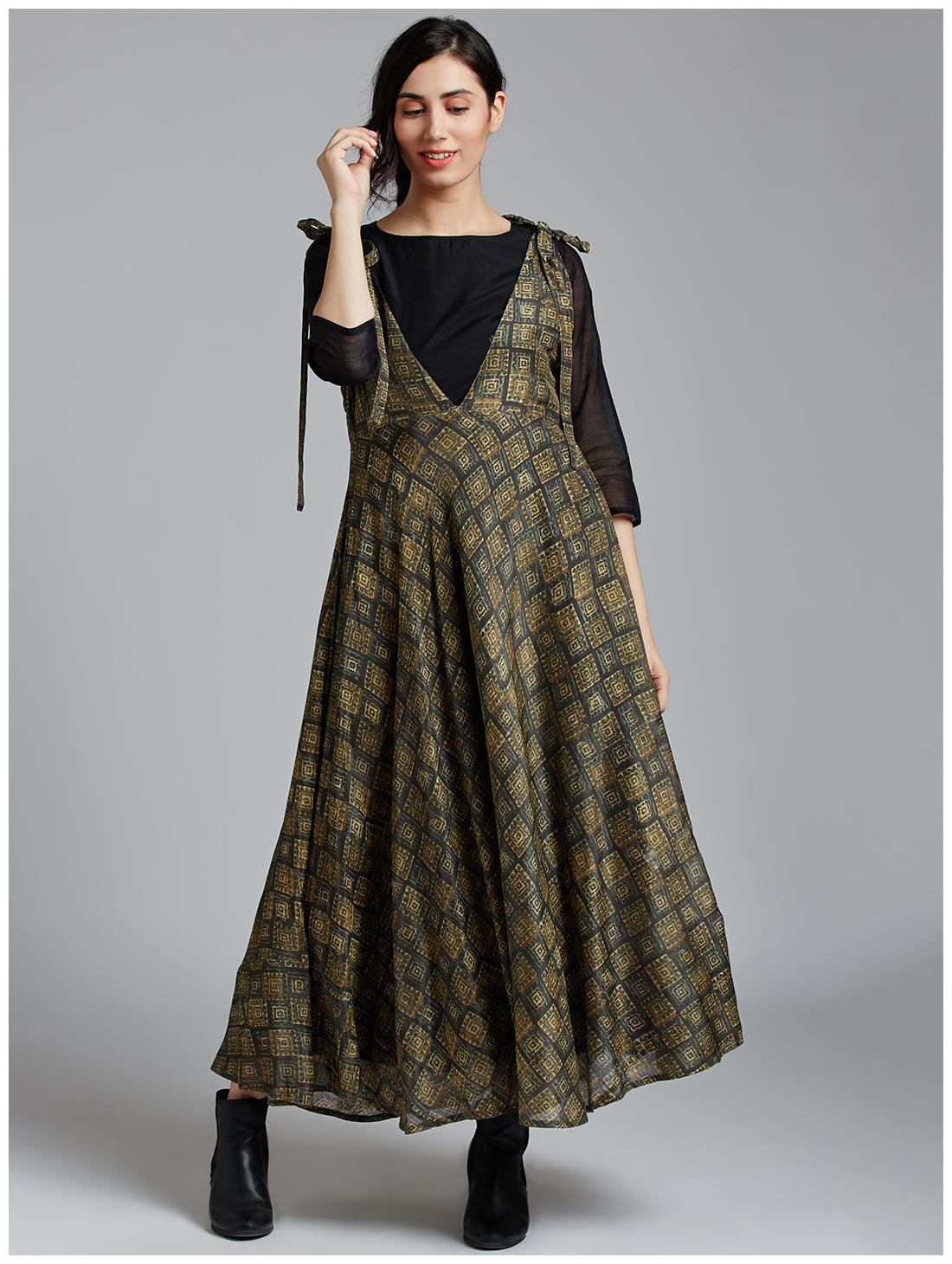 

Jaipur Kurti Women s Mahendi Green Pure Chanderi Kurti Dress