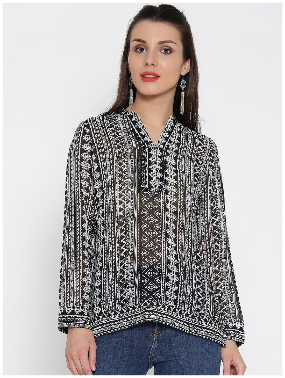 

Jaipur Kurti Women Black Printed Straight Kurti