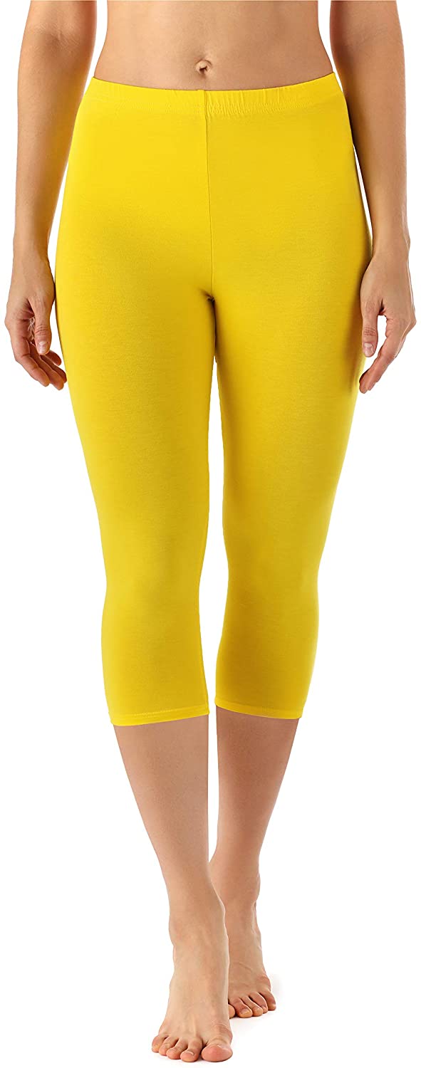 

Jakqo Women Solid Regular capri - Yellow
