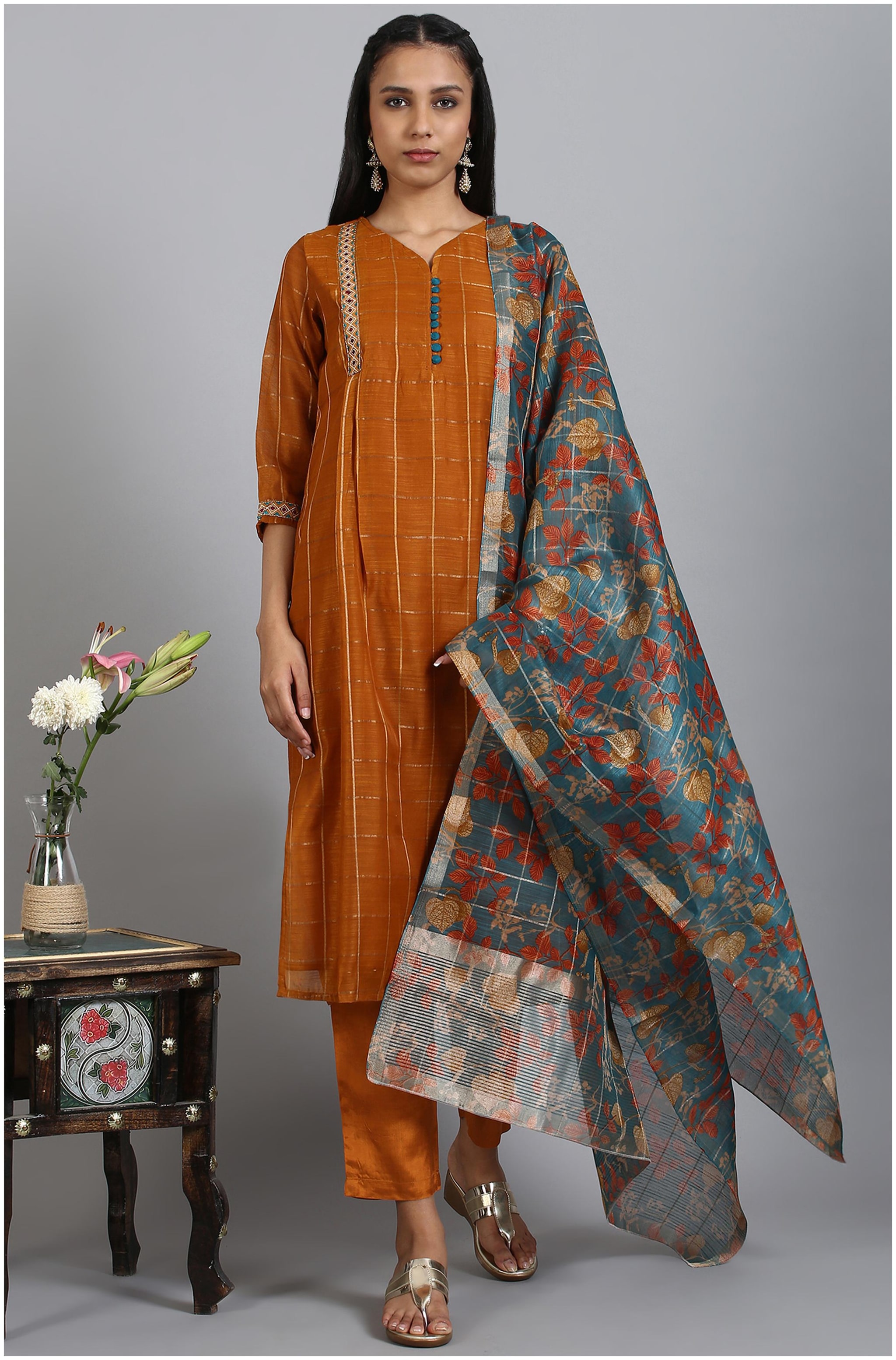 

Janasya Art Silk Brown Checkered Kurta For Women