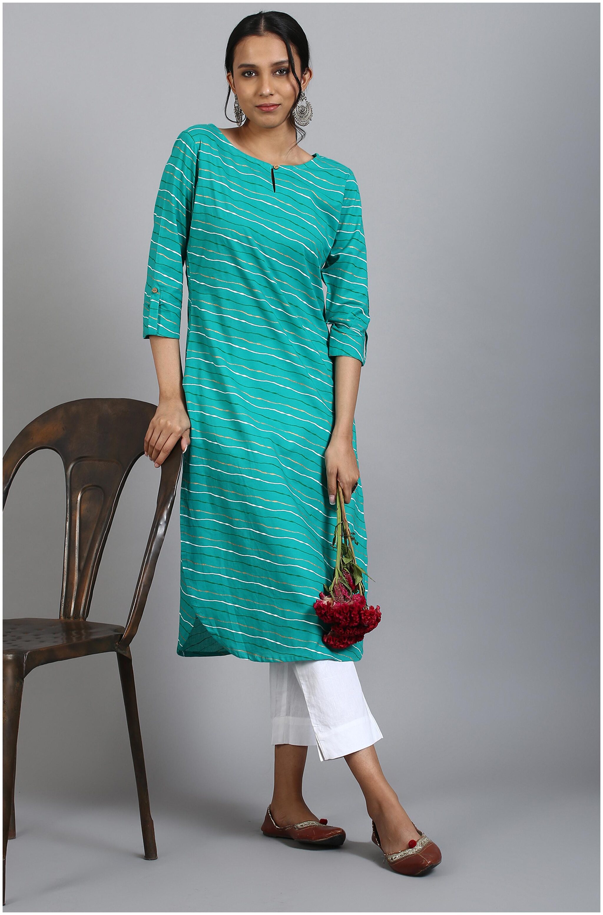 

Janasya Women Green Striped Straight Kurta