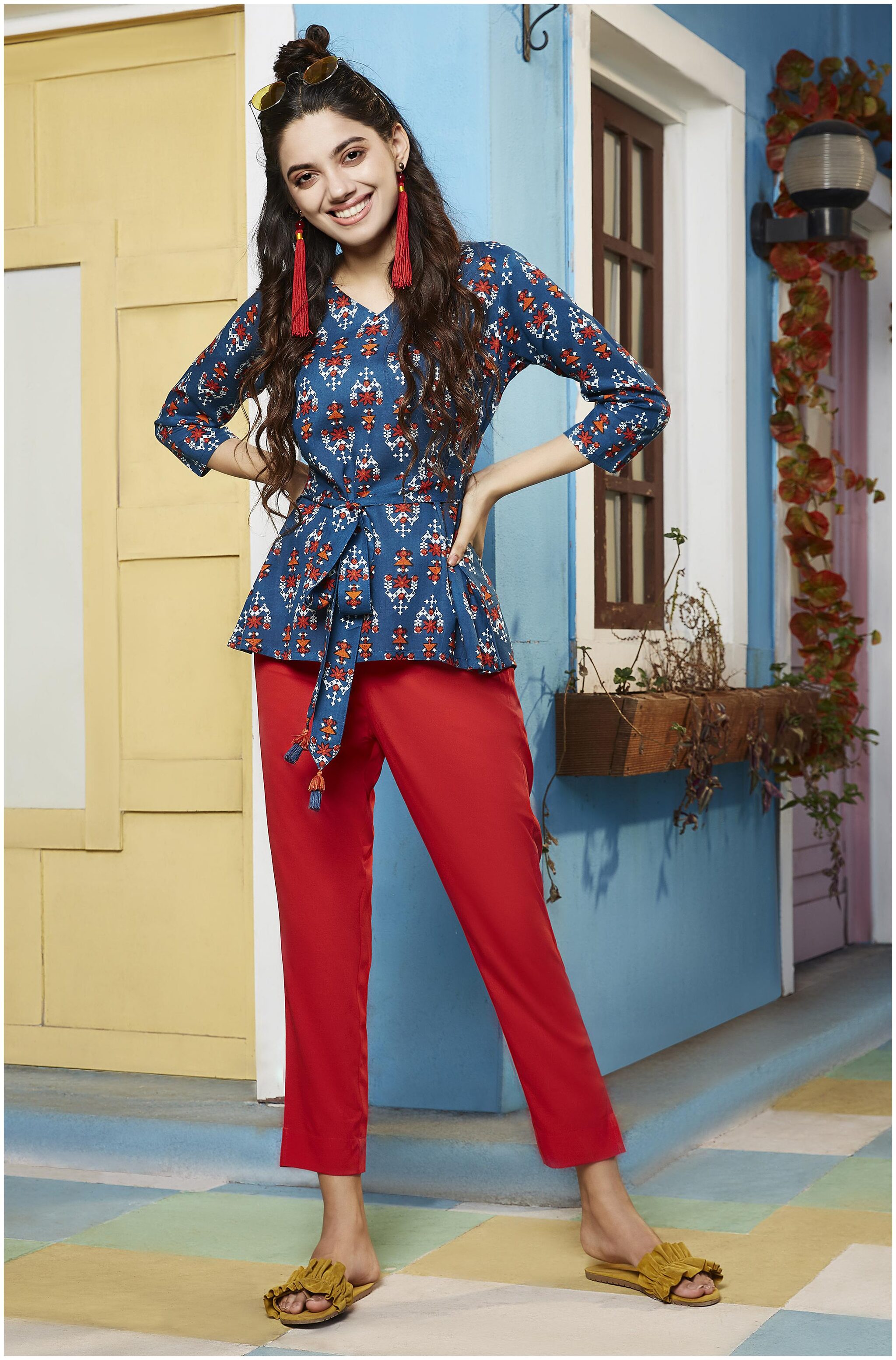 

Janasya Women Printed Regular tunic - Blue