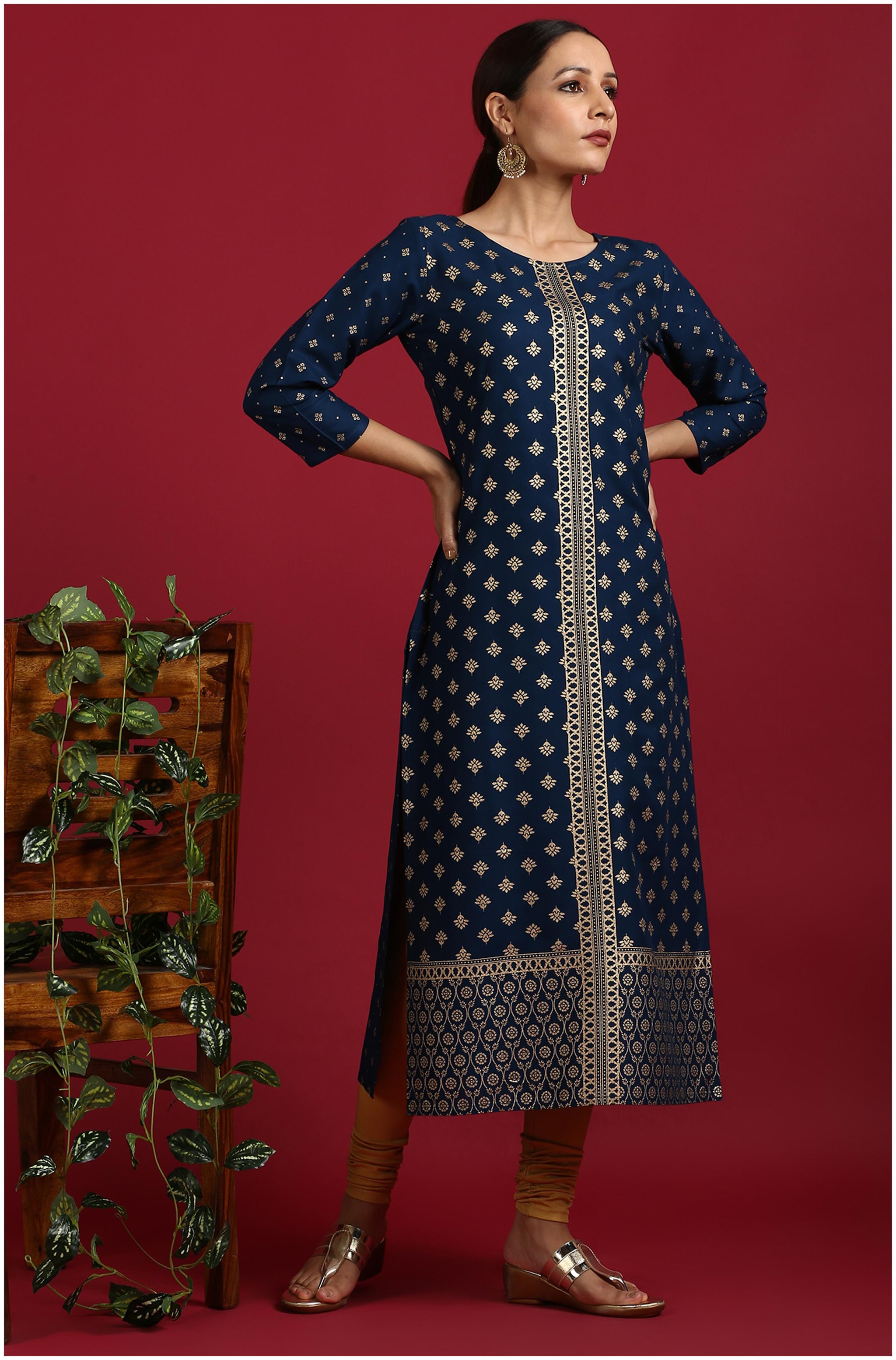 

Janasya Women Blue Ethnic Motifs Straight Kurta
