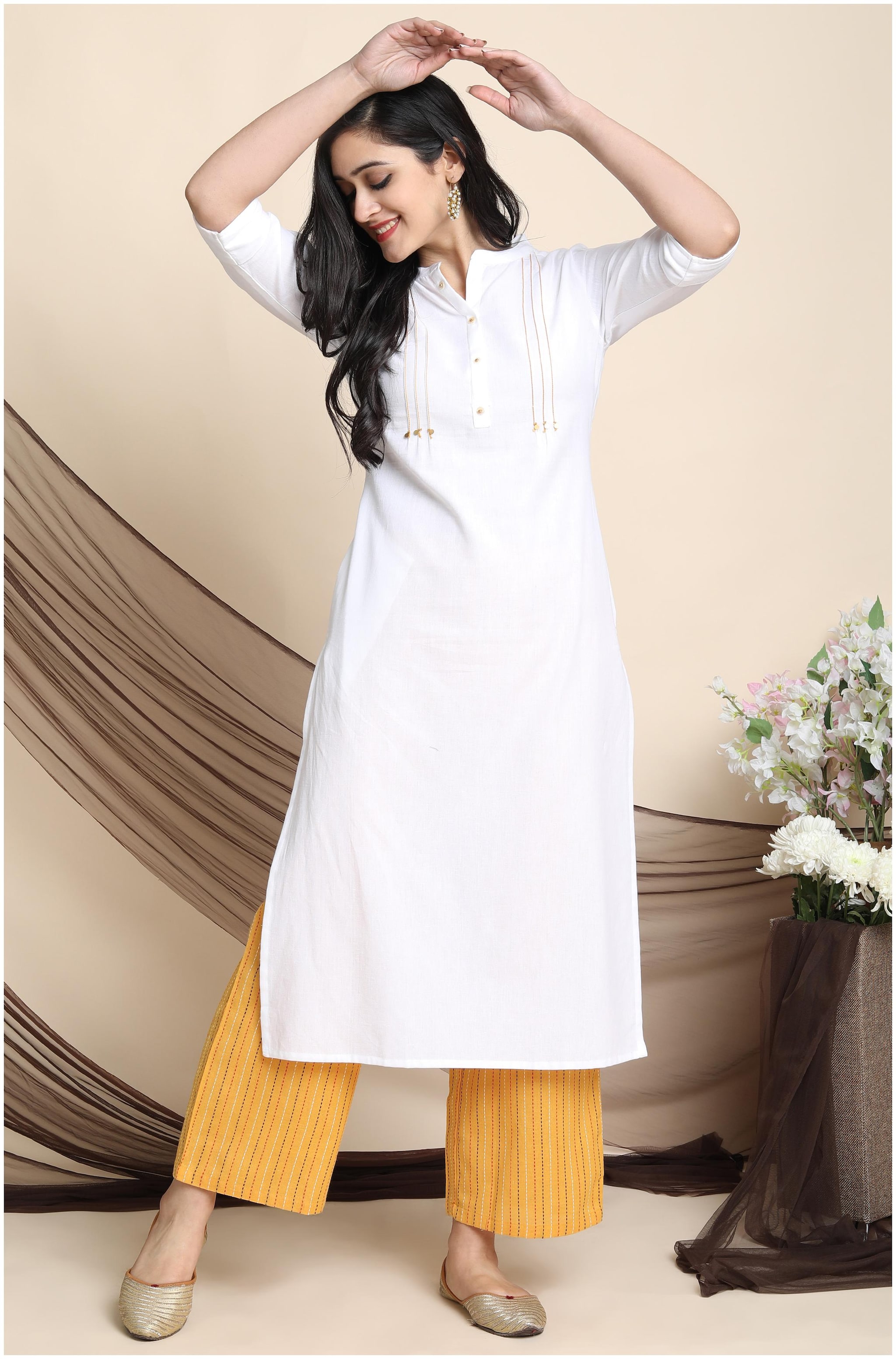 

Janasya Women White Solid Straight Kurta With Palazzo