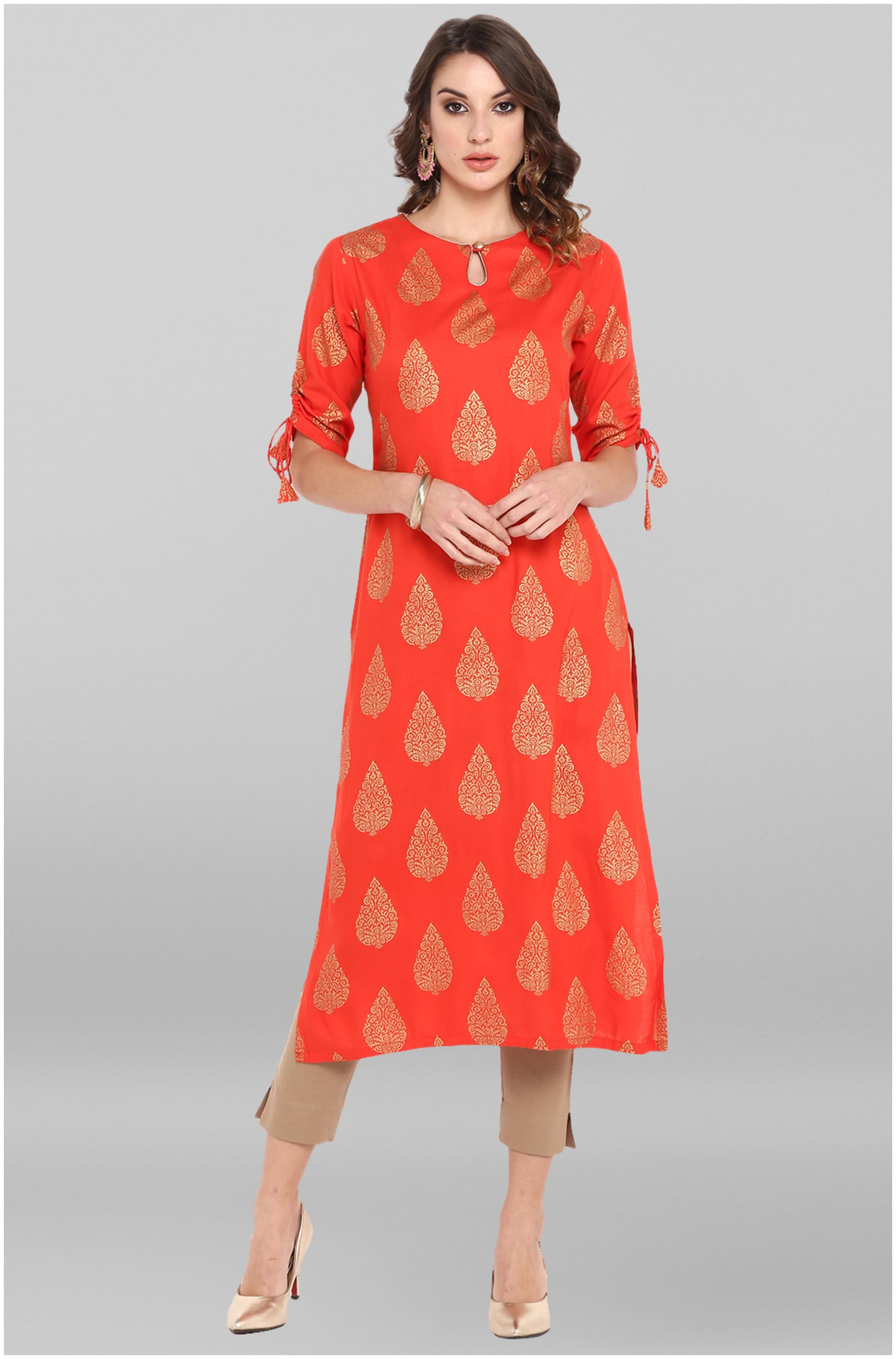 

Janasya Women Red Printed Straight Kurta With Trousers