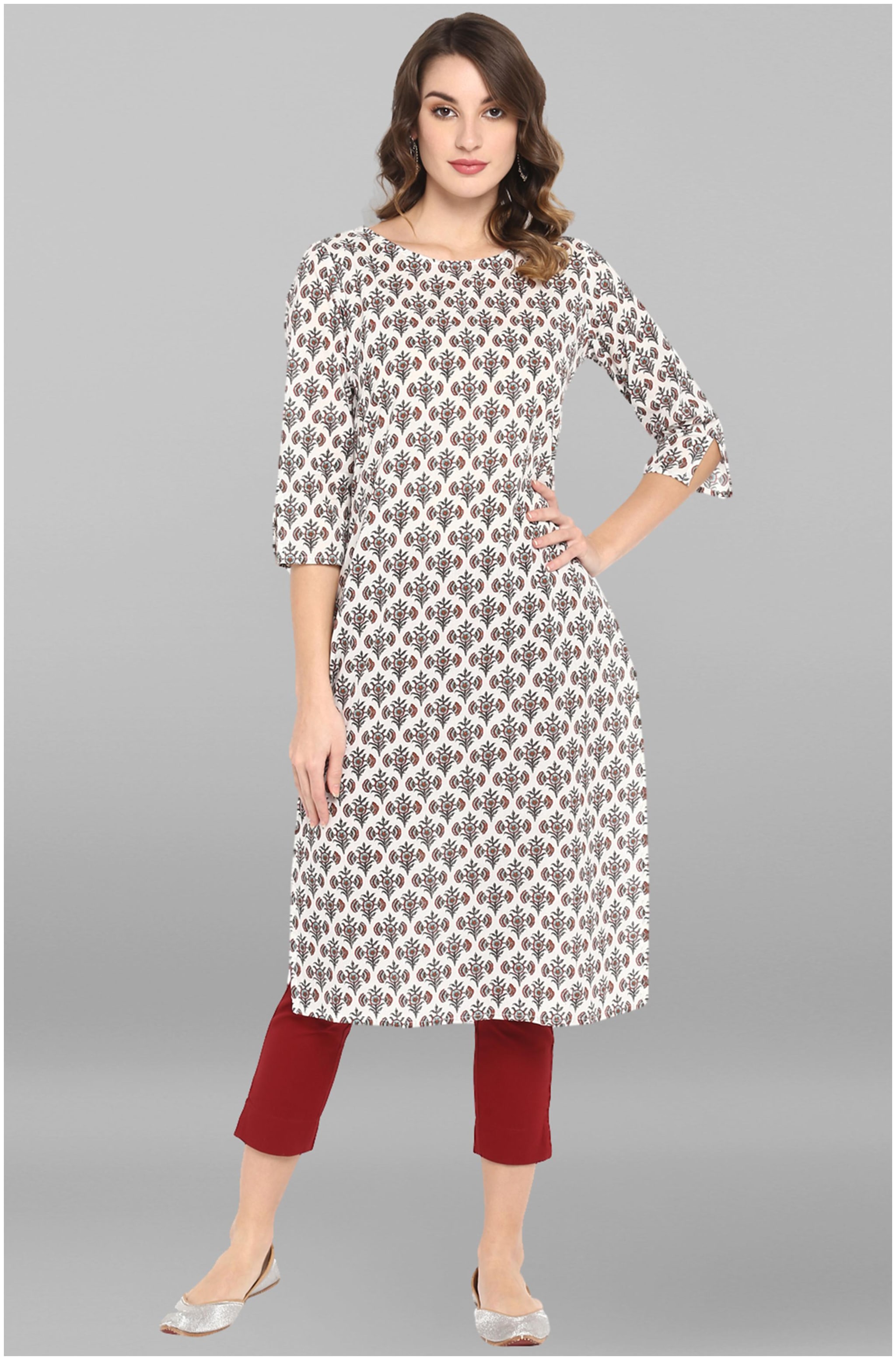 

Janasya Women White Floral Straight Kurta