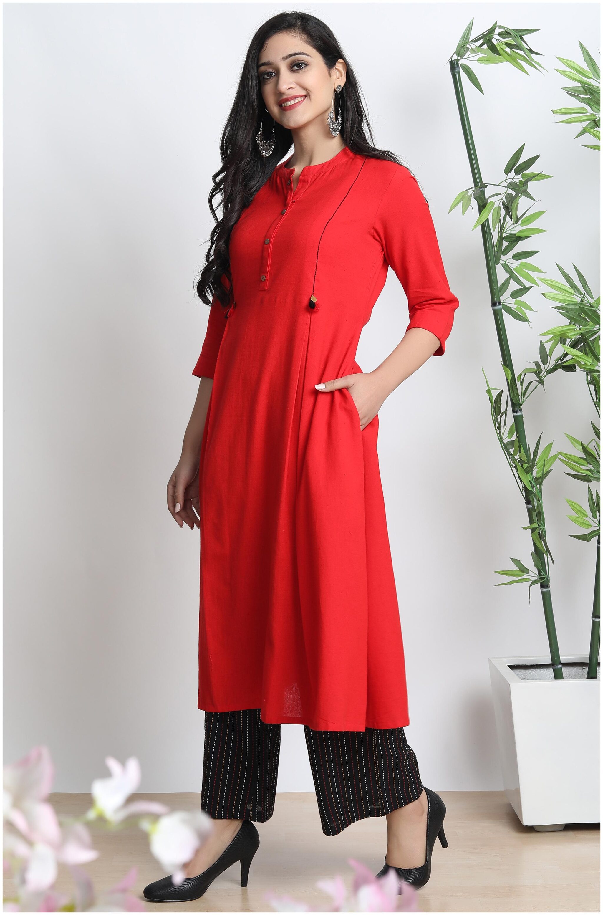 

Janasya Women s Red Cotton Flex Kurta With Palazzo