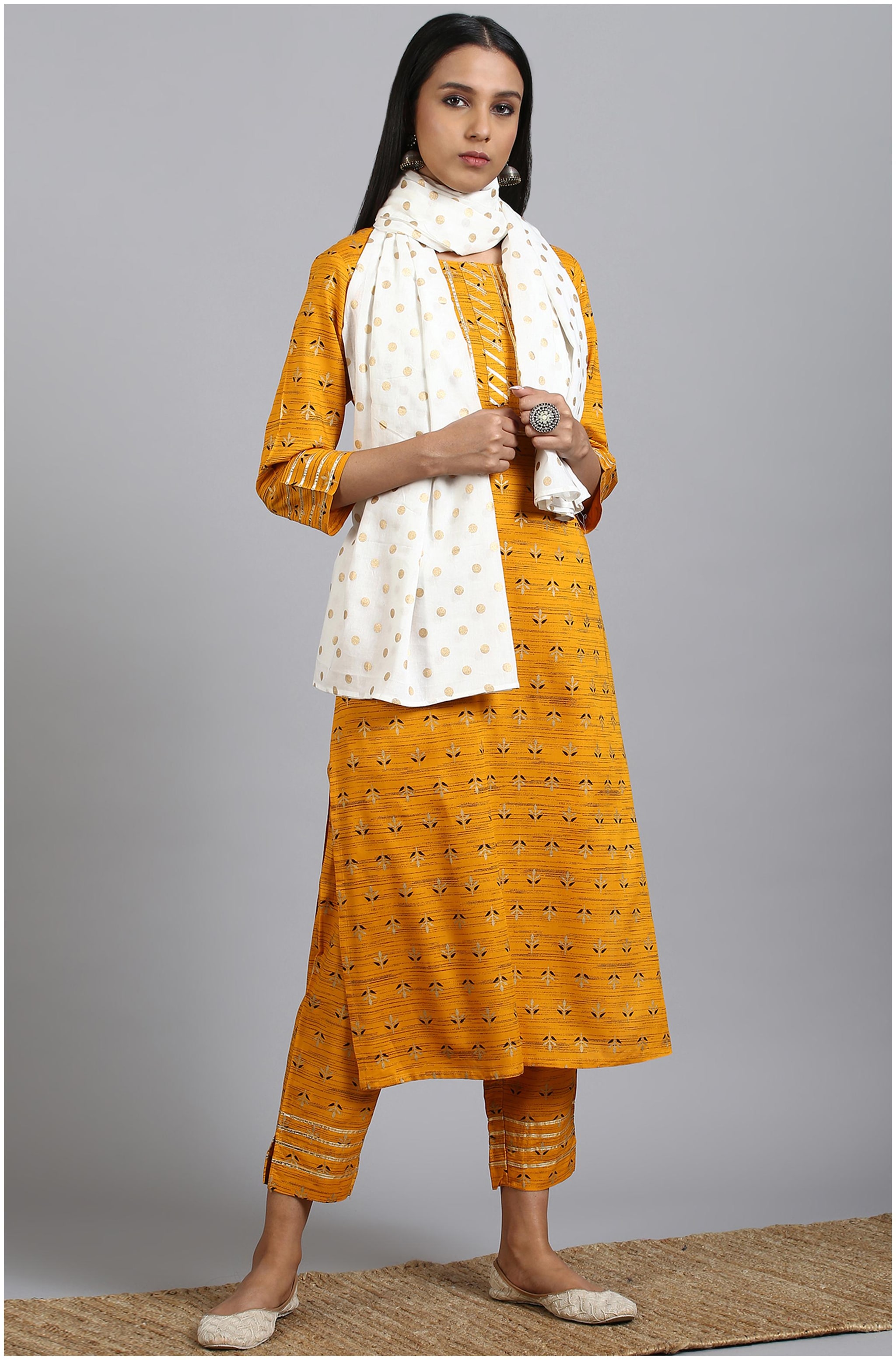 

Janasya Women Viscose Rayon Mustard Kurta Dupatta And Pant Set