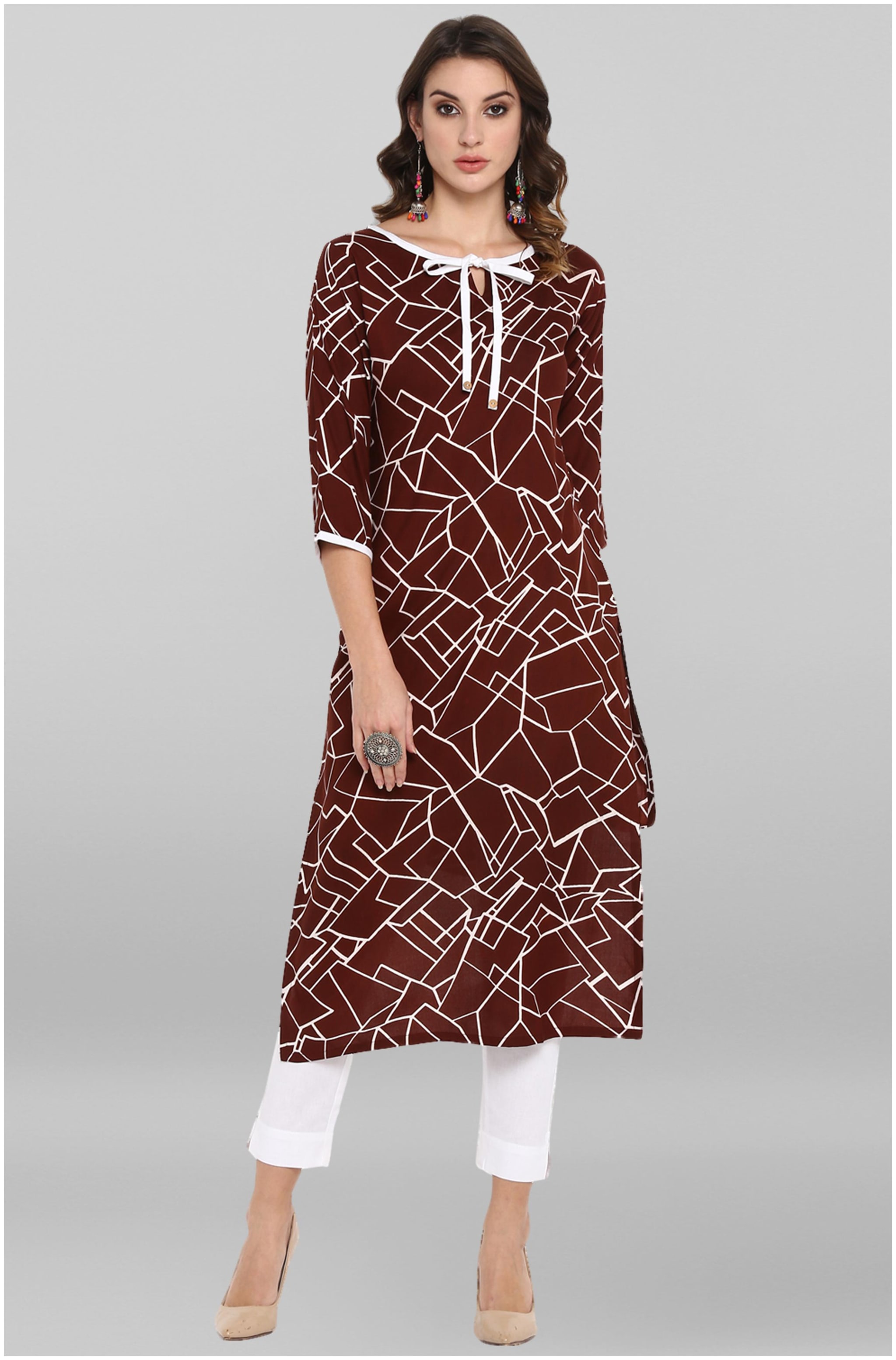 

Janasya Women Brown Printed Straight Kurta