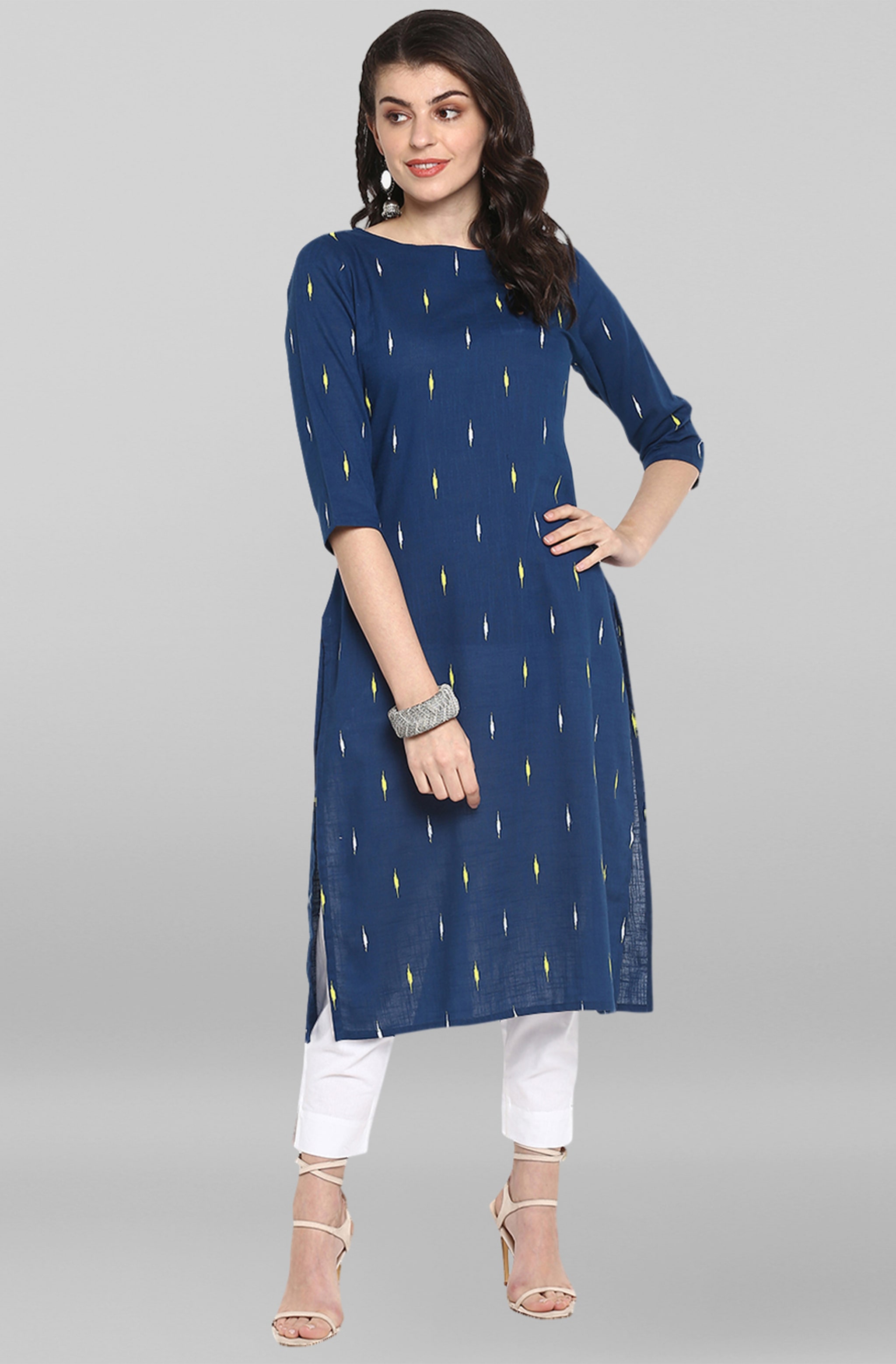 

Janasya Women Blue Printed Straight Kurta