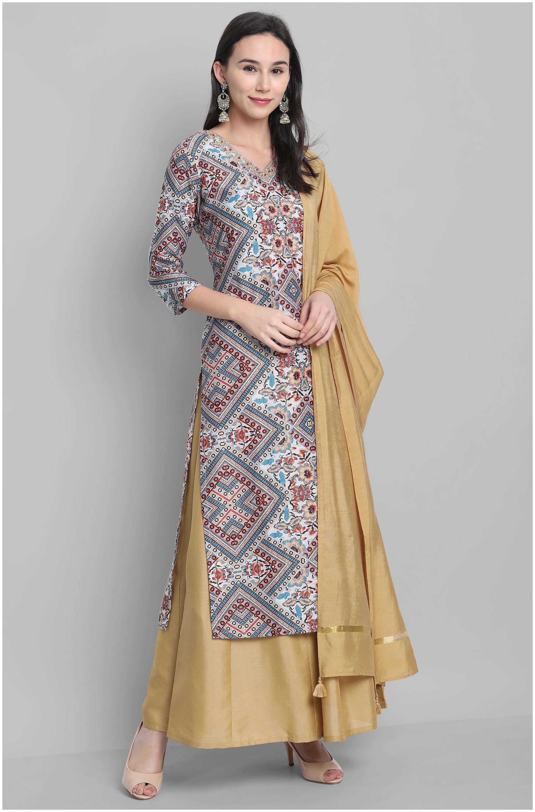 

Janasya Women s Multicolor Poly Muslin Kurta With Palazzo and Dupatta