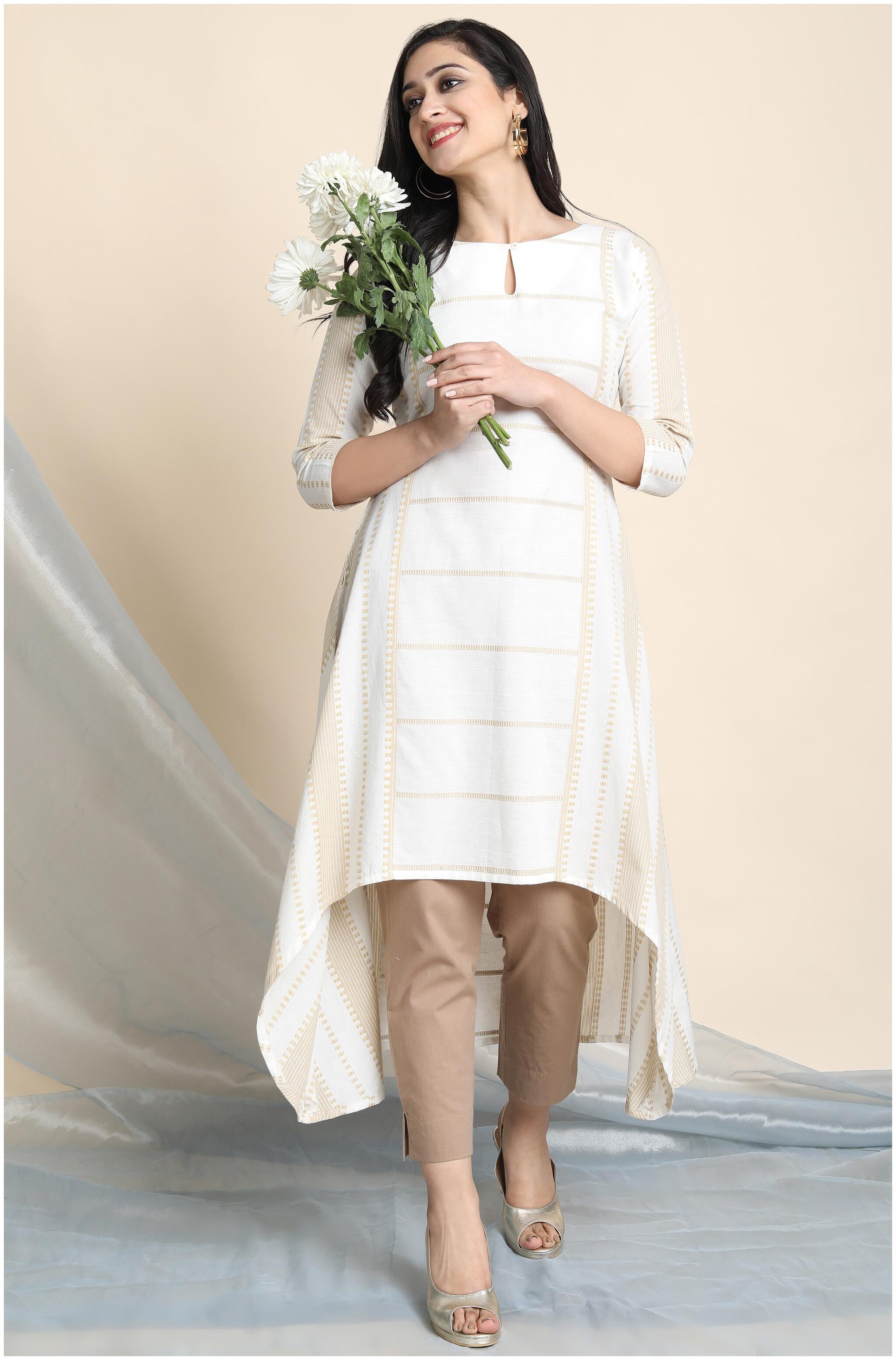 

Janasya Women White Striped Assymetrical Kurta