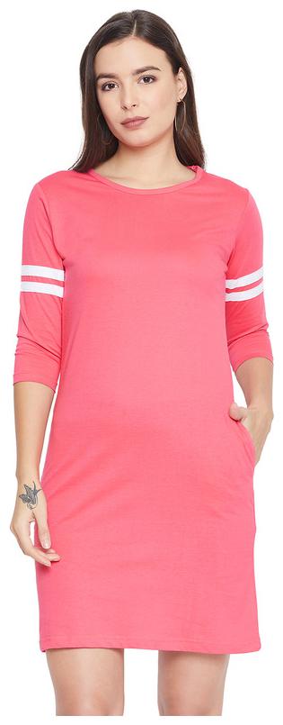 

Jhankhi Pink Solid Bodycon dress