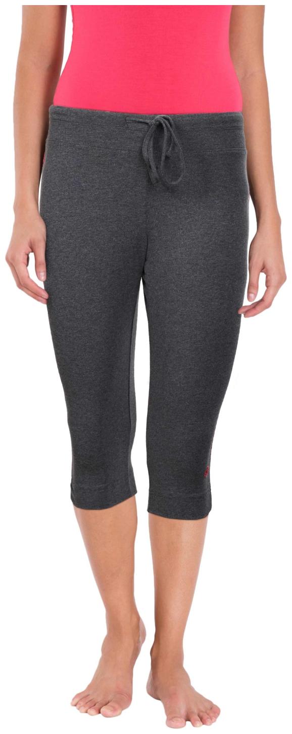 

Jockey Women Solid Regular capri - Grey