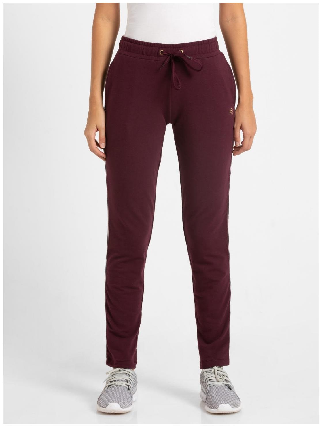 

Jockey Solid Track Pant Purple