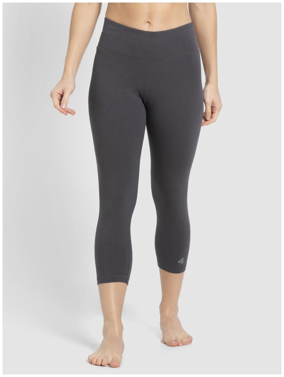 

Jockey Women Solid Regular capri - Grey