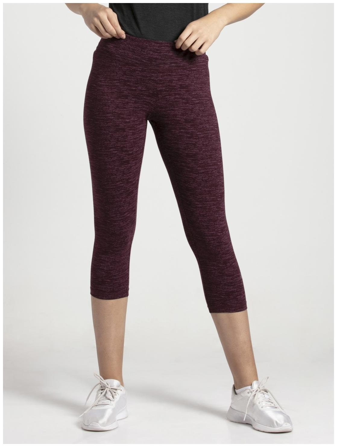 

Jockey Women Solid Regular capri - Purple