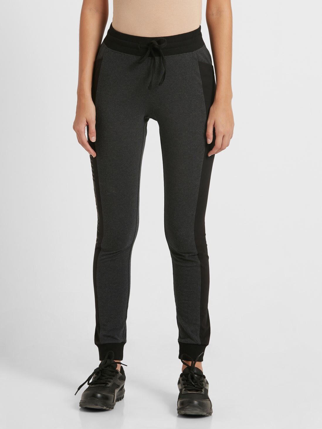 

Jockey Women Blended Solid Black Joggers