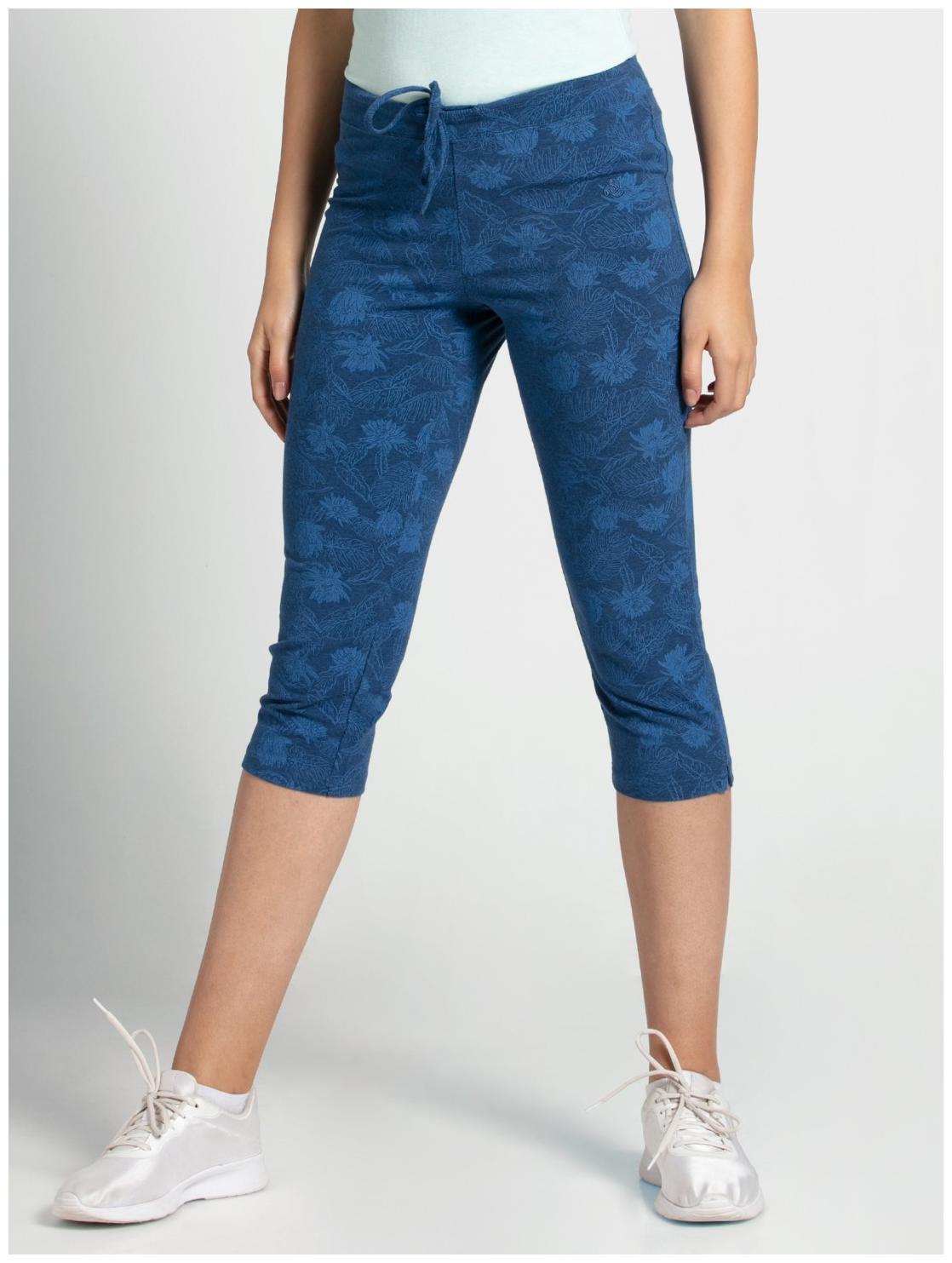 

Jockey Women Printed Regular capri - Blue