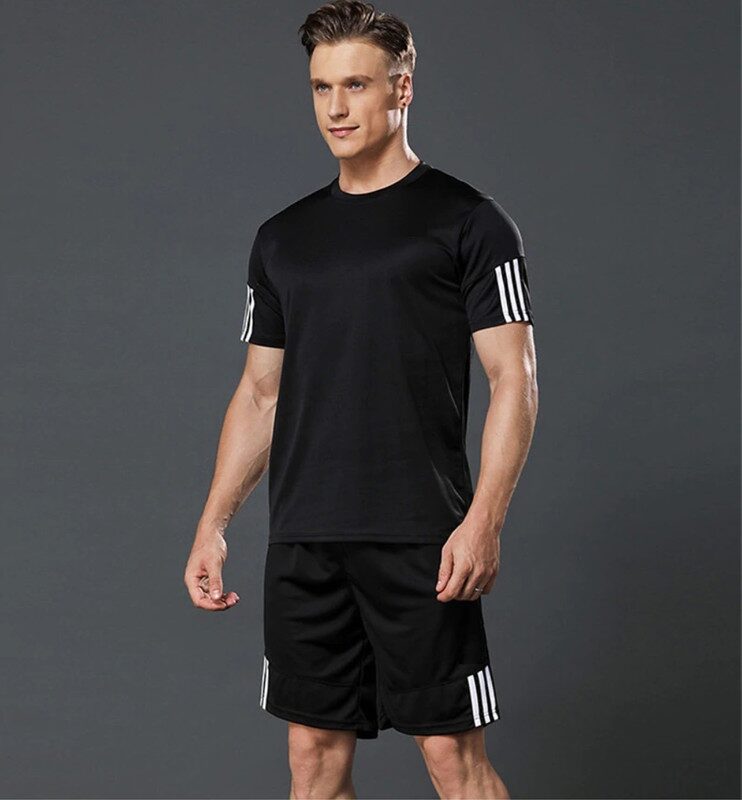 

JOGGERS PARK Men Black Solid Regular Fit Track Suit
