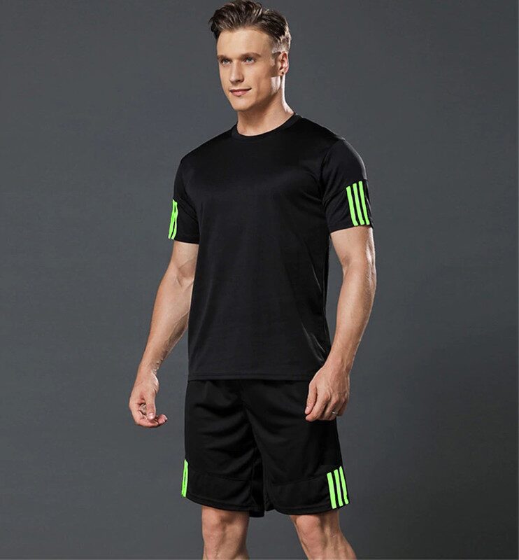 

JOGGERS PARK Men Black Solid Regular Fit Track Suit