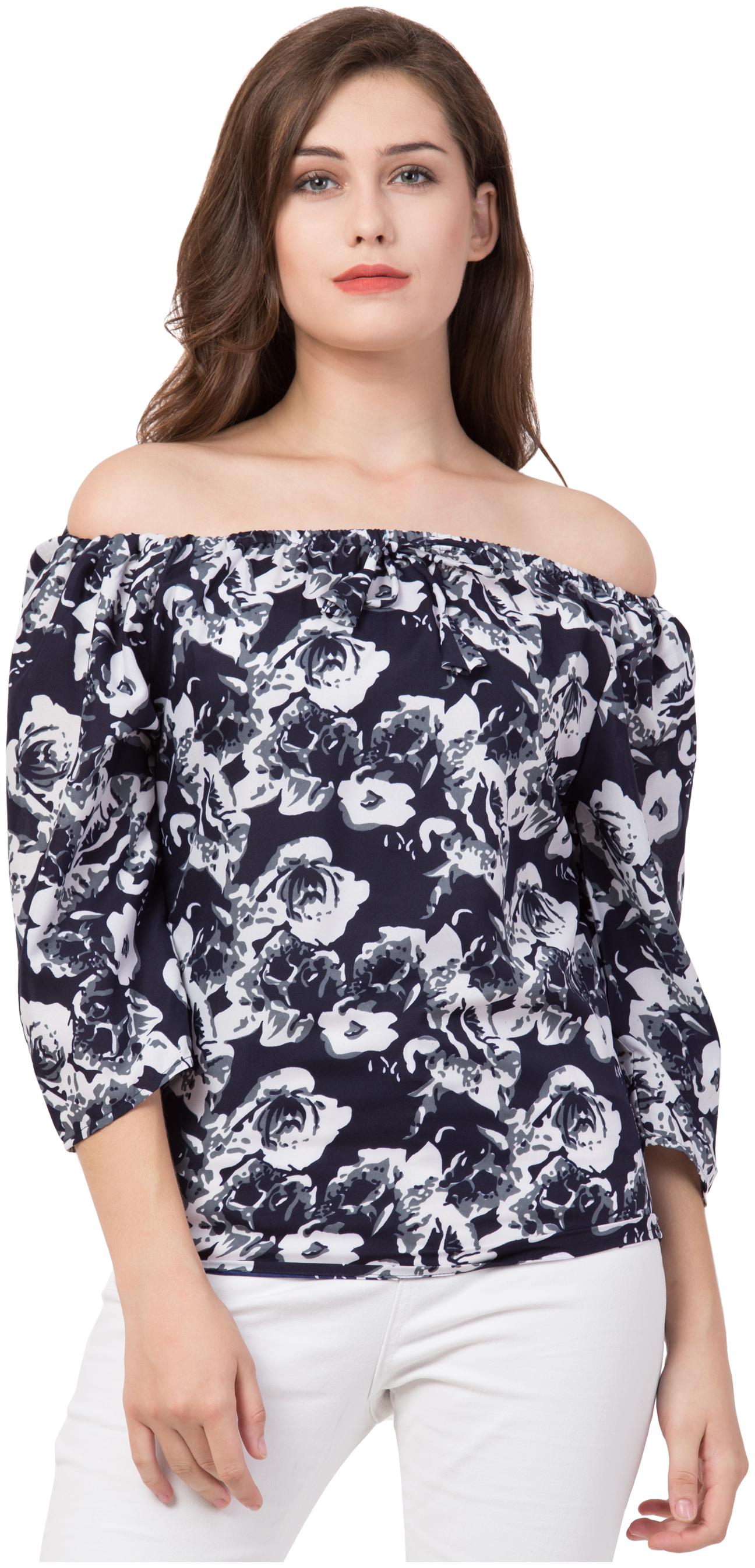 

Jollify Women Printed Regular top - Black