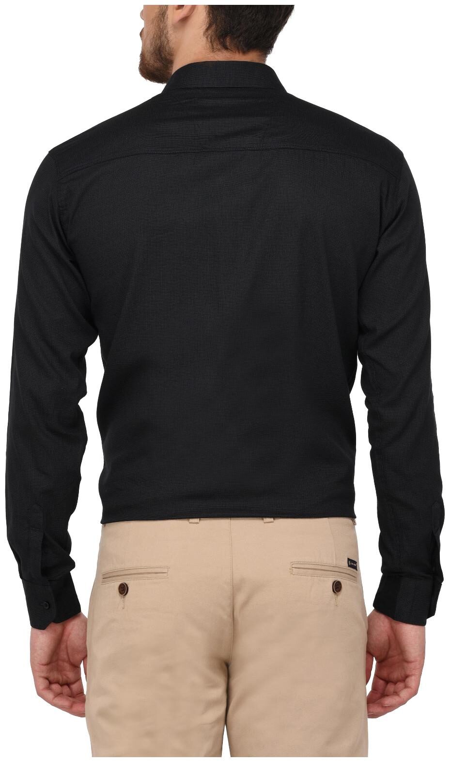 

Jugend Men Slim fit Formal Shirt - Black