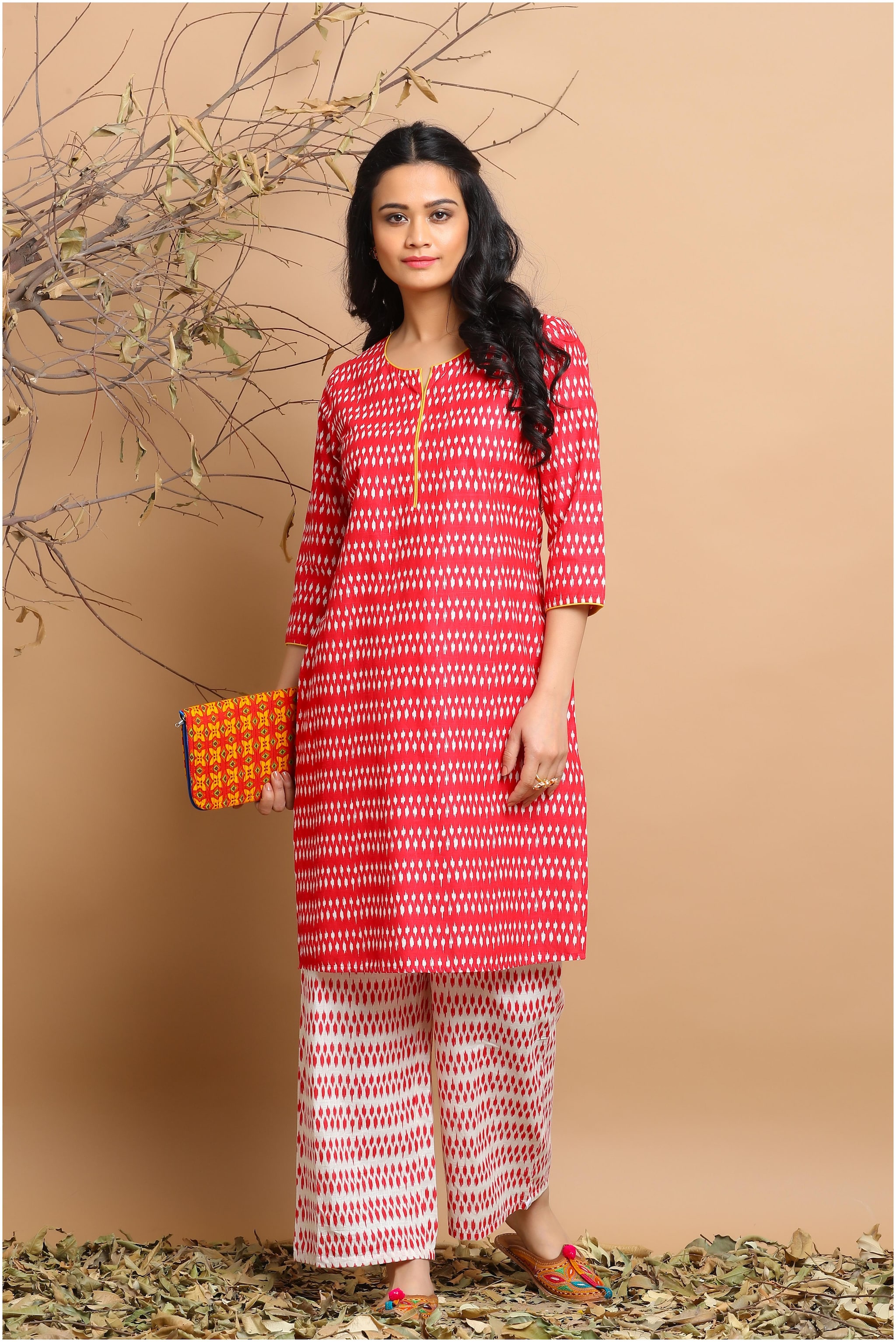 

Juniper Women Red Ethnic Motifs Straight Kurta