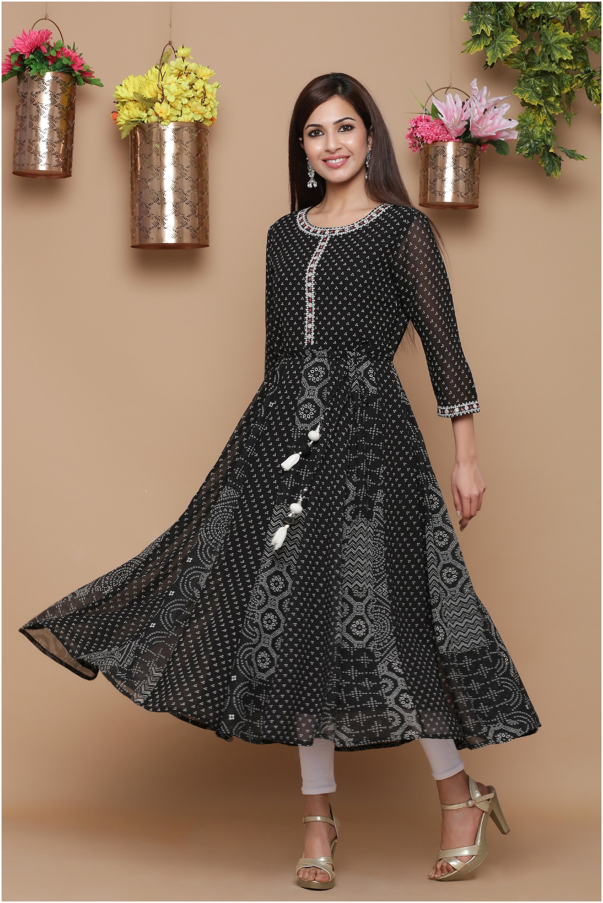 

Juniper Women Black Ethnic Motifs Anarkali Kurta