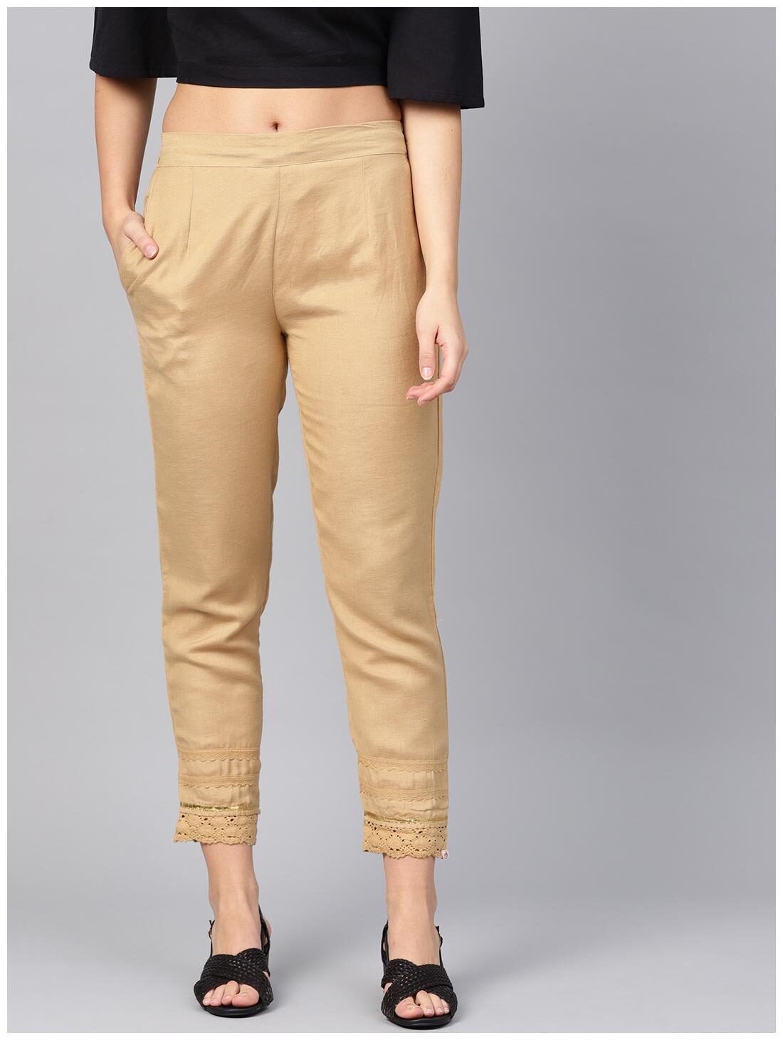 

Juniper Women Gold Slim fit Regular pants