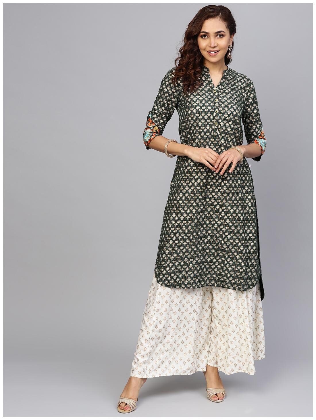 

Juniper Women Green Ethnic Motifs Straight Kurta