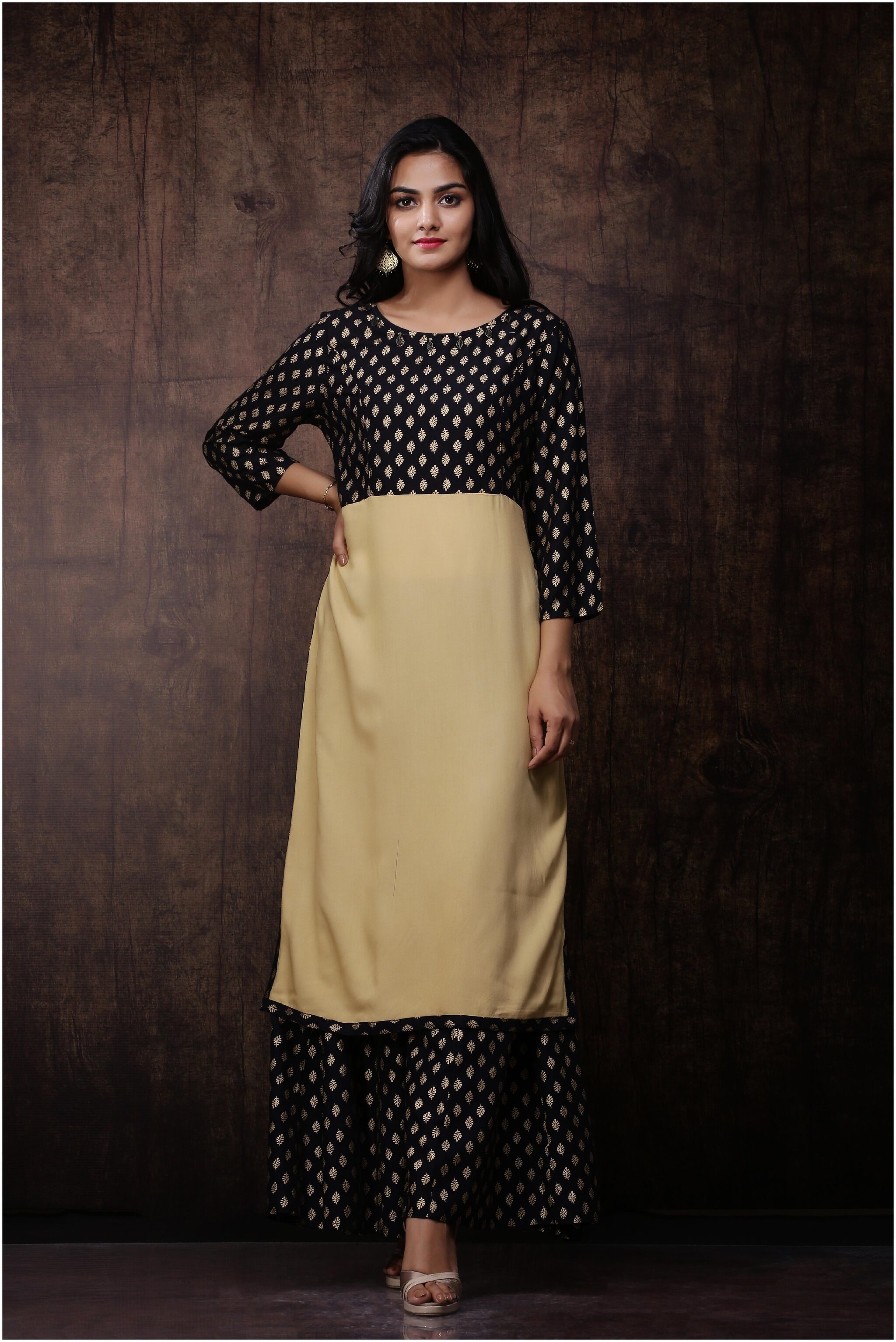 

Juniper Women Black Beige Ethnic Motifs Straight Kurta