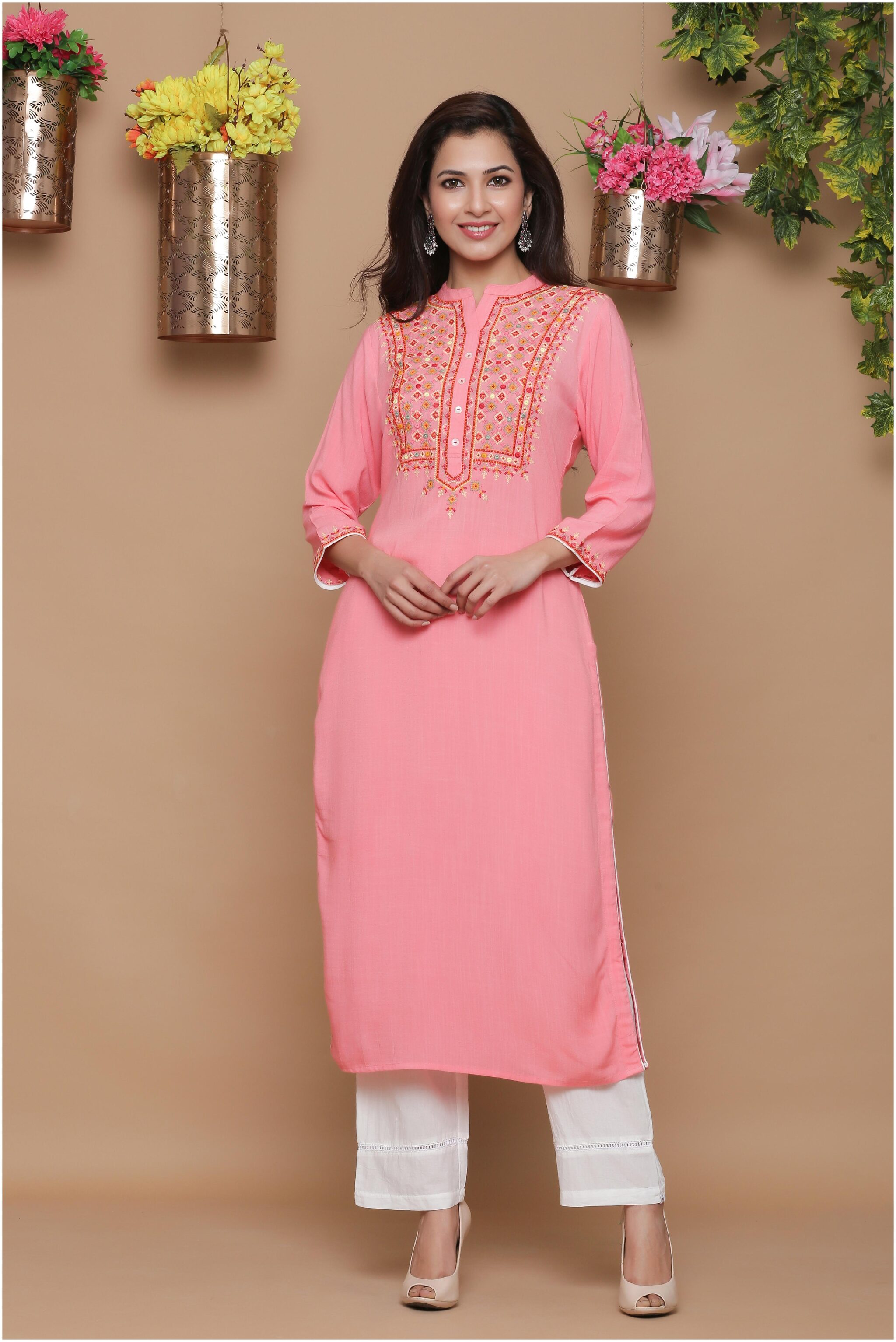

Juniper Women Pink Embroidered Straight Kurta