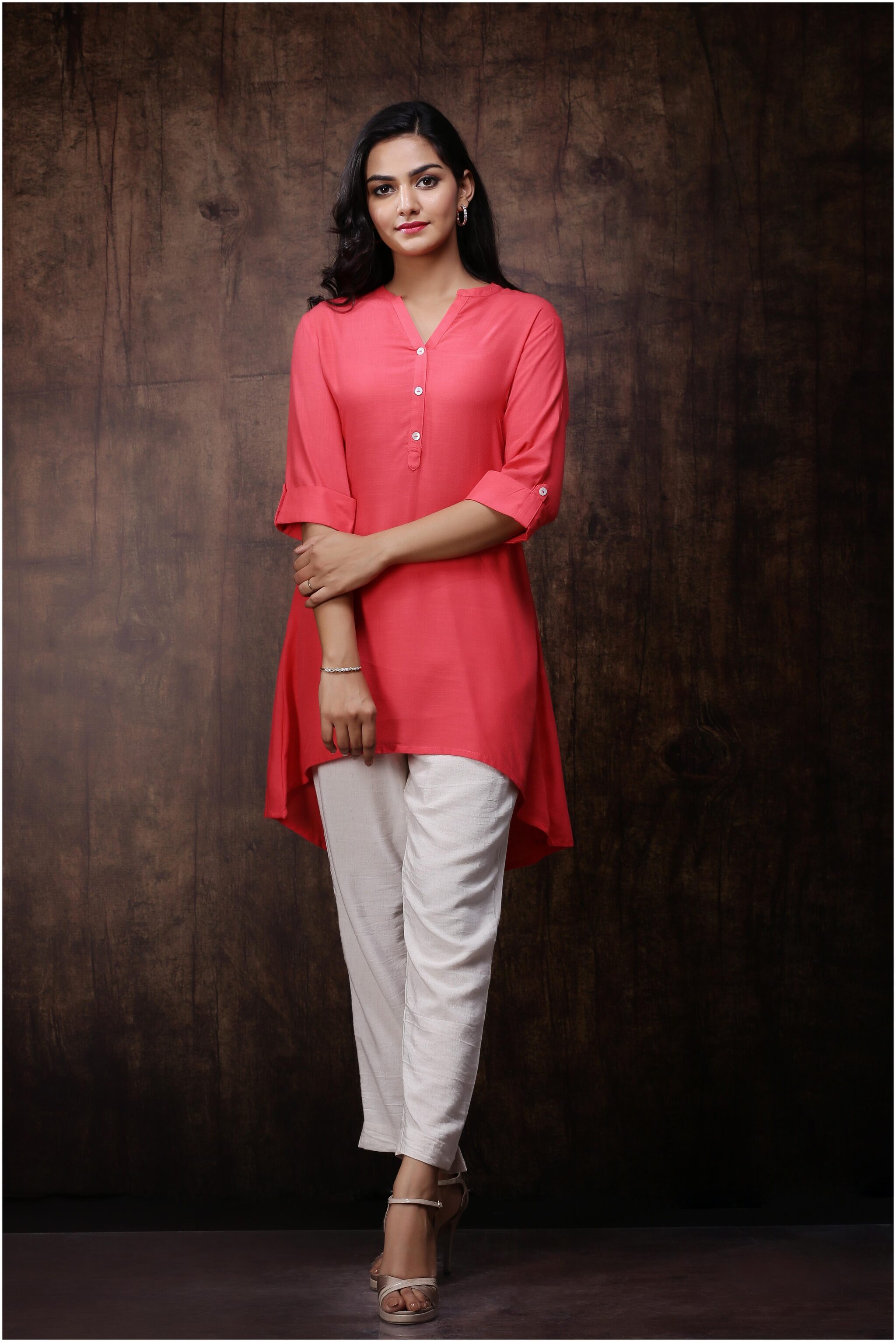 

Juniper Women Red Solid Assymetrical Kurta