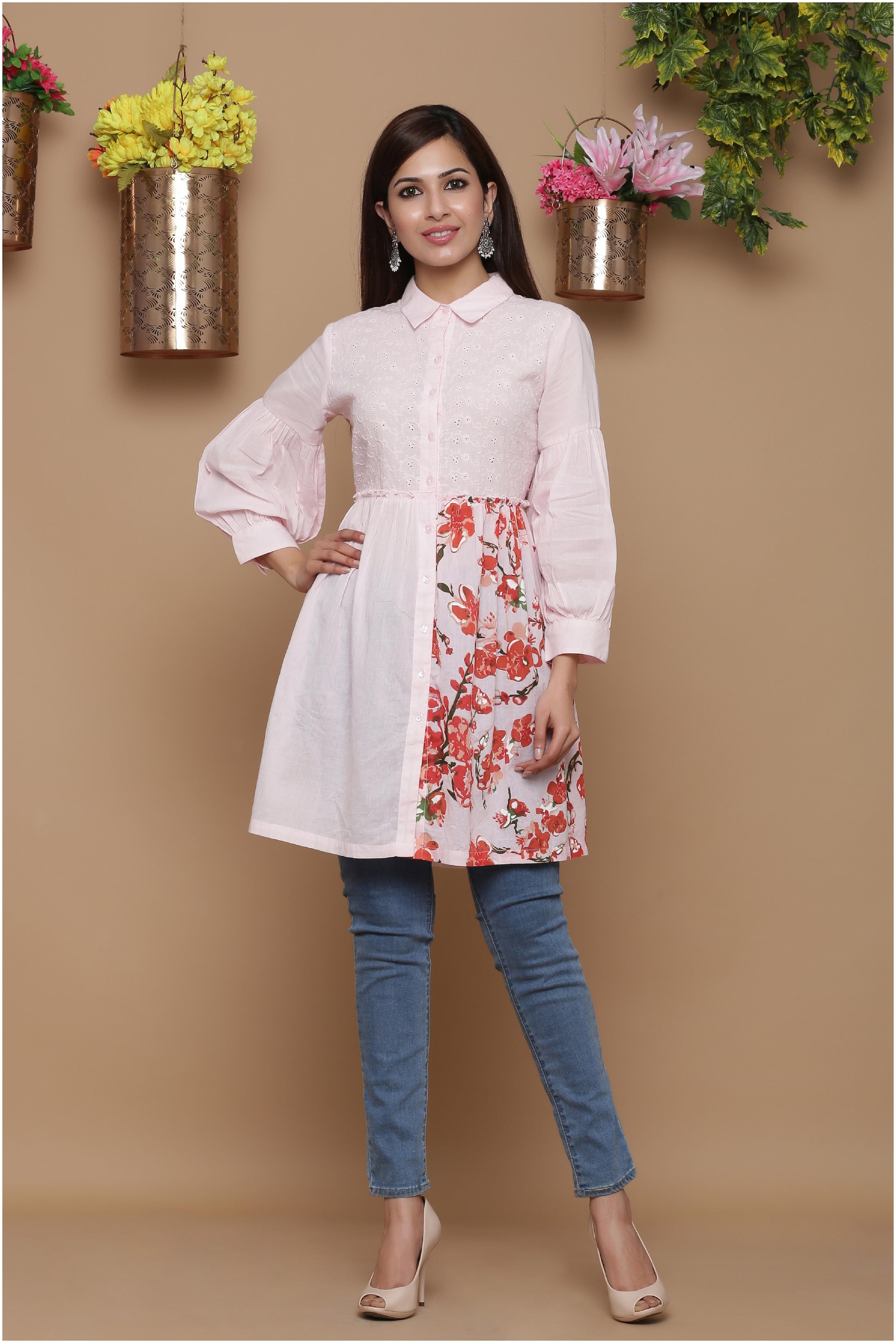 

Juniper Women Cambric Floral Regular Fit A Line Top (Pink)