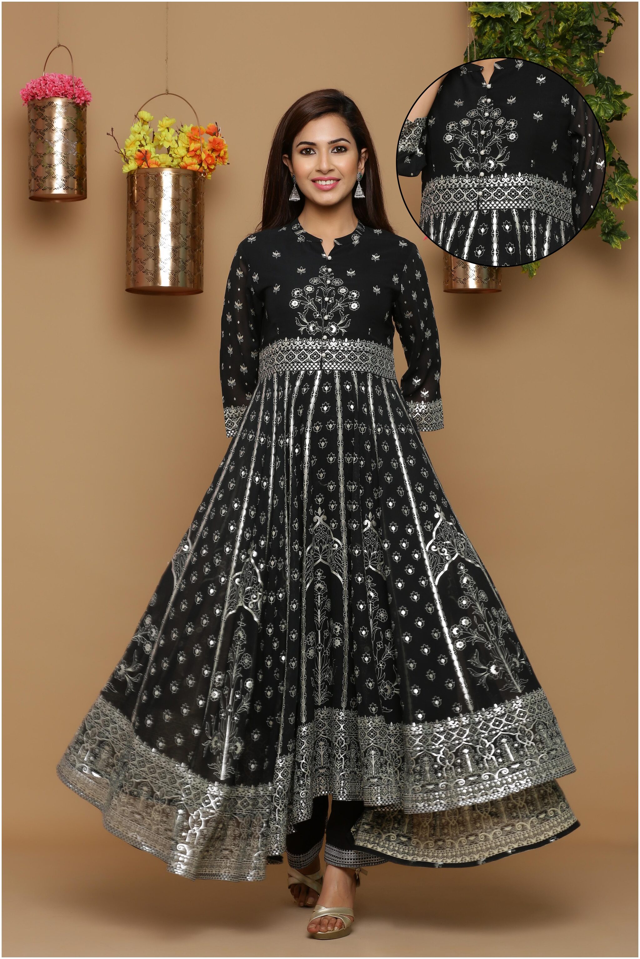 

Juniper Women Georgette Kurta With Palazzo (Black)